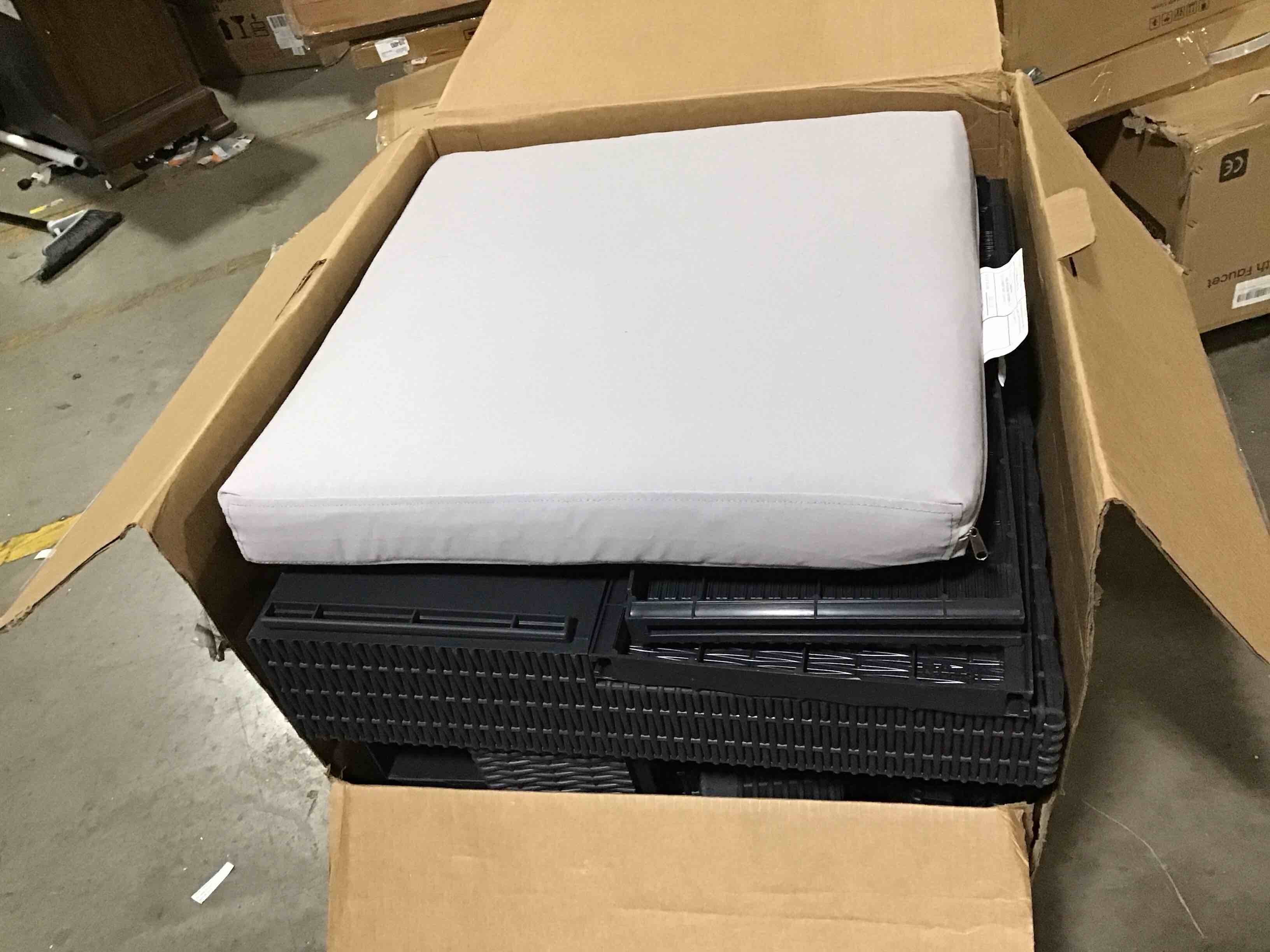 https://s3.amazonaws.com/lotting-images-prod/bidfta/ORG5677041_1717001099523.jpeg
