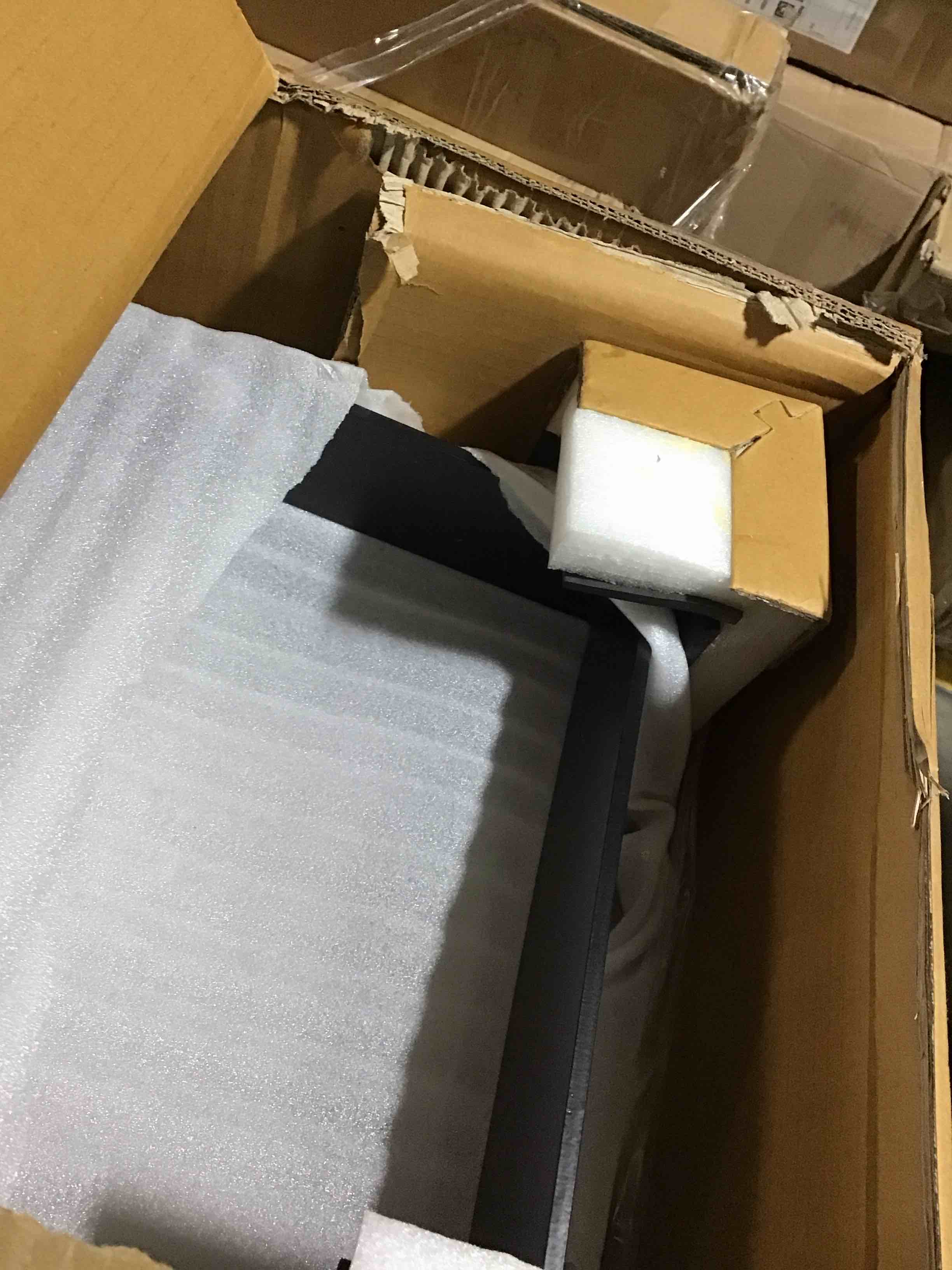 https://s3.amazonaws.com/lotting-images-prod/bidfta/ORG5677353_1717161447454.jpeg