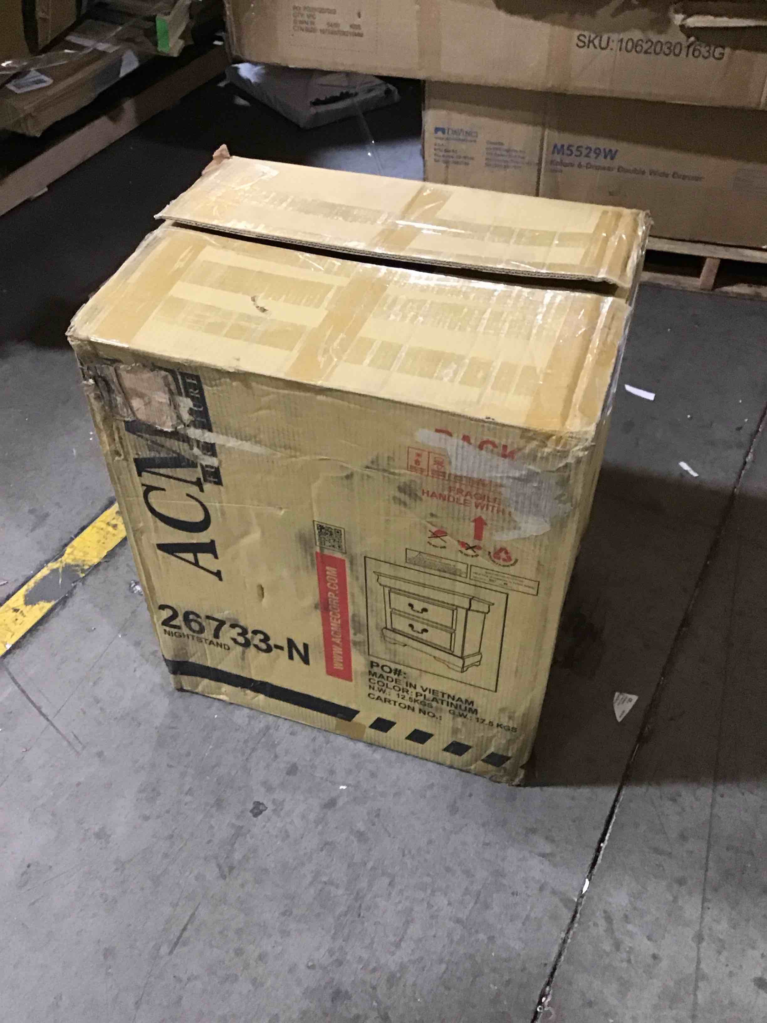 https://s3.amazonaws.com/lotting-images-prod/bidfta/ORG5677489_1717185192220.jpeg