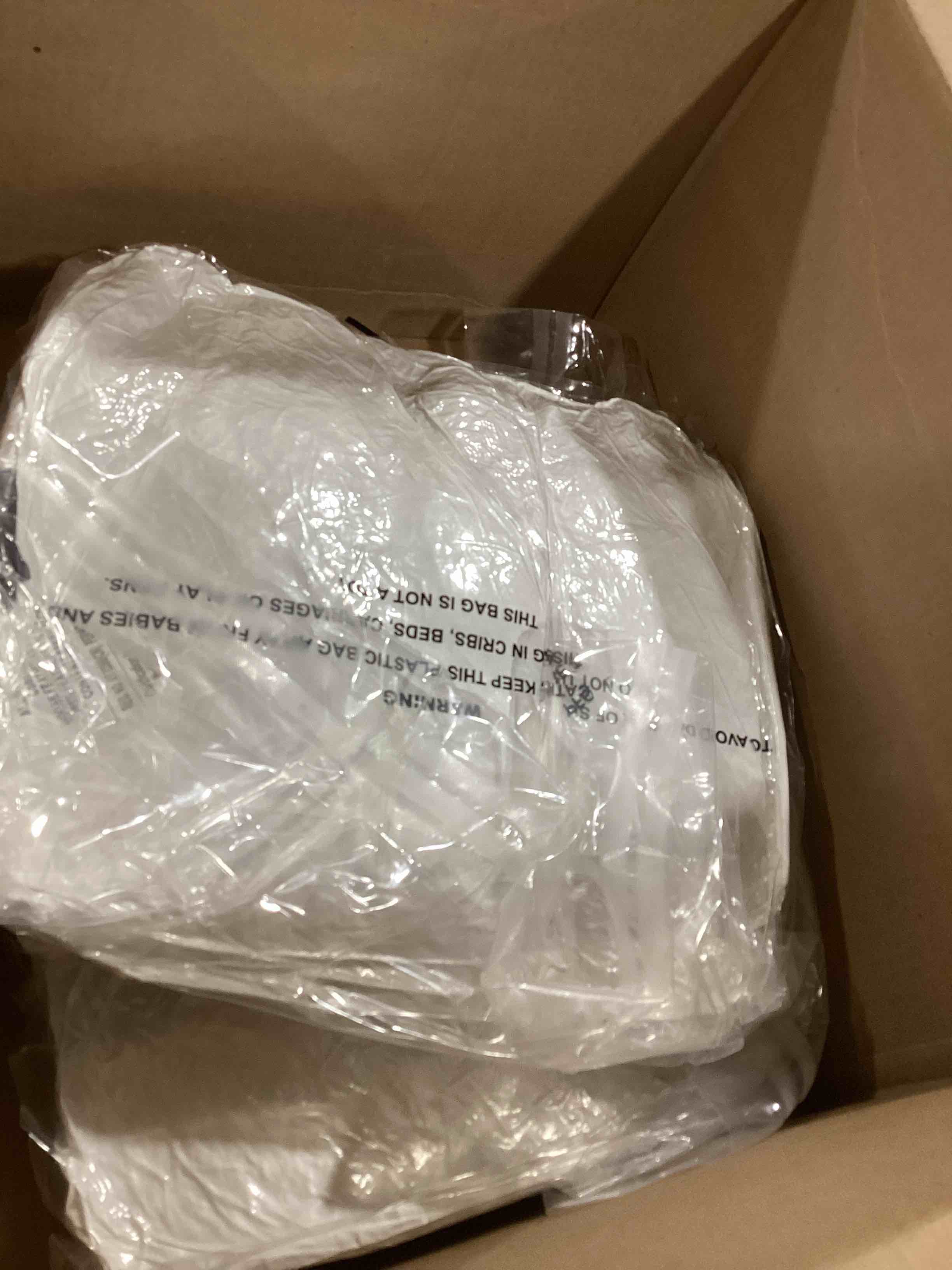 https://s3.amazonaws.com/lotting-images-prod/bidfta/ORG5678270_1716986354151.jpeg