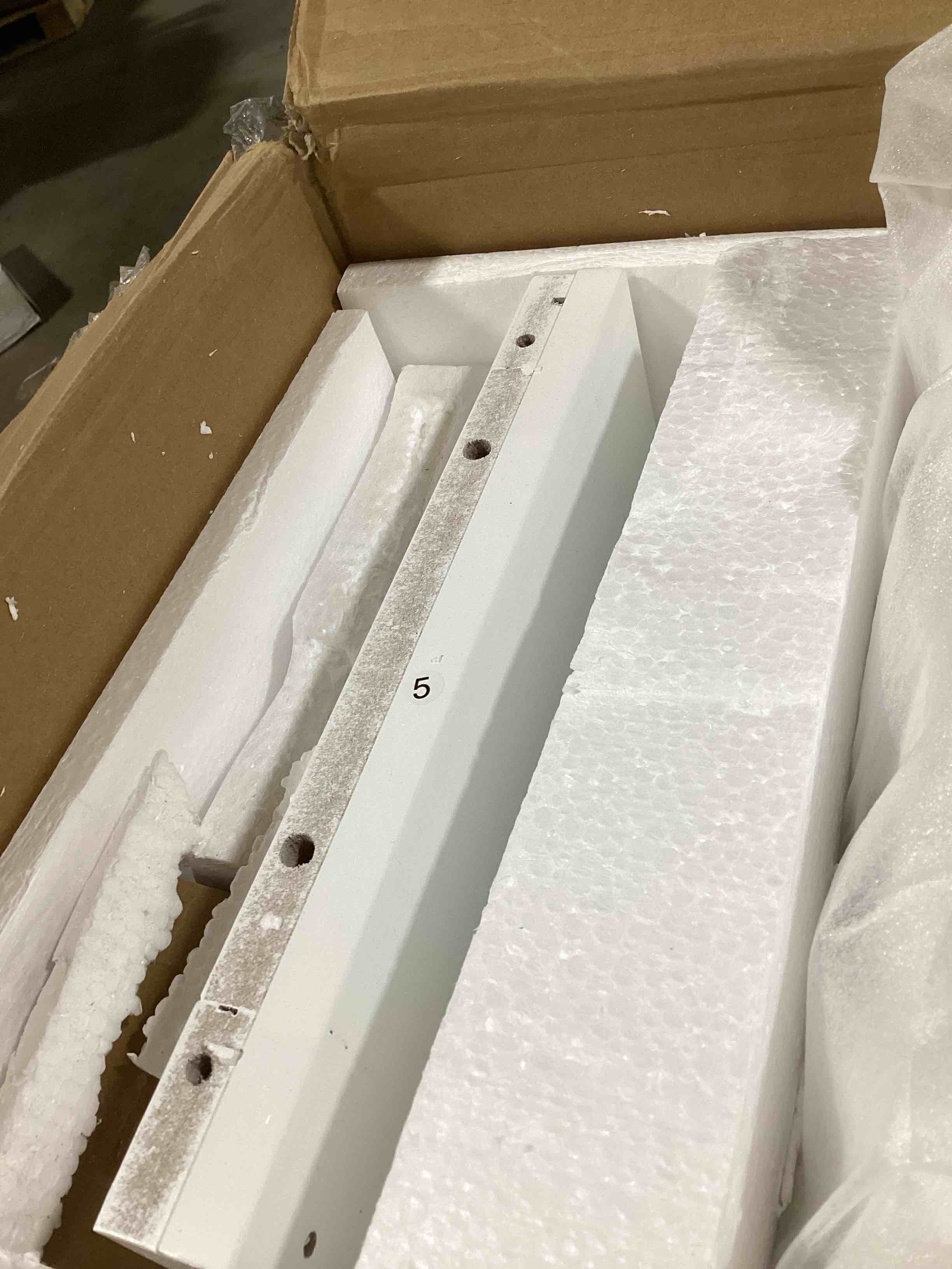 https://s3.amazonaws.com/lotting-images-prod/bidfta/ORG5678367_1717012274339.jpeg