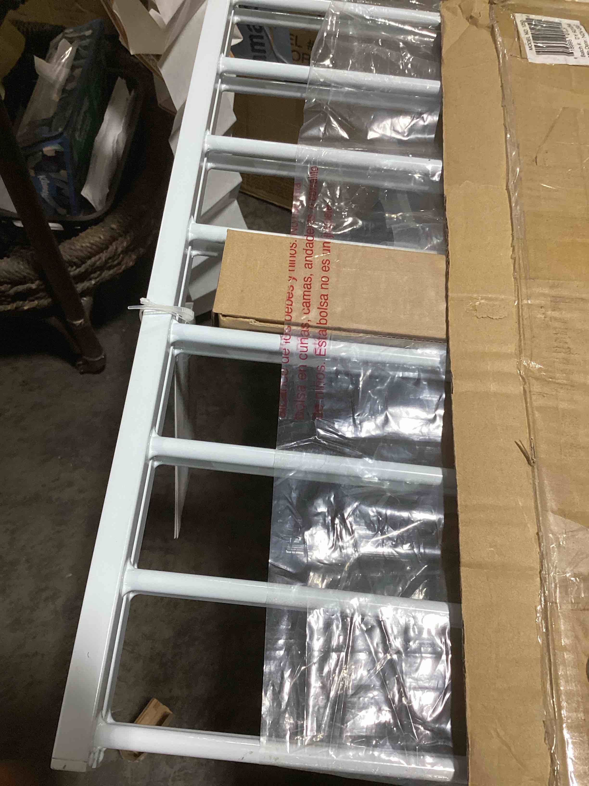 https://s3.amazonaws.com/lotting-images-prod/bidfta/ORG5678562_1717156934968.jpeg