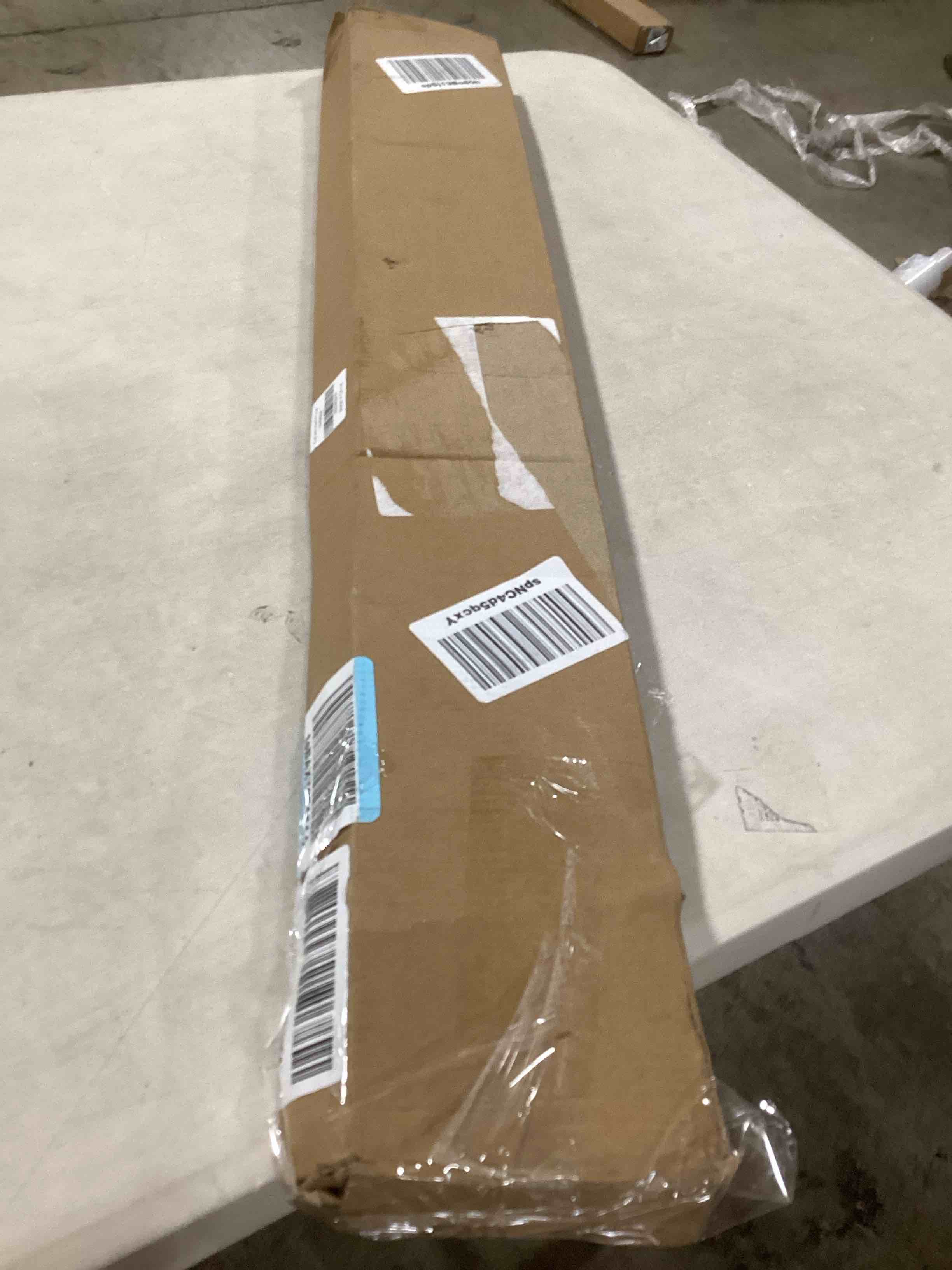 https://s3.amazonaws.com/lotting-images-prod/bidfta/ORG5679085_1717593962197.jpeg