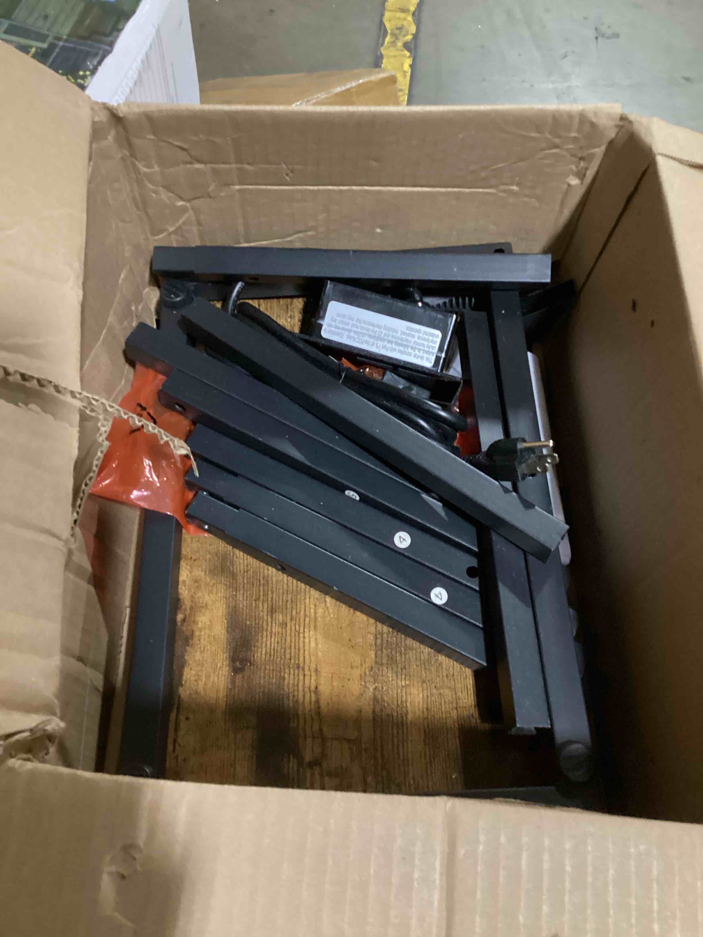 https://s3.amazonaws.com/lotting-images-prod/bidfta/ORG5681023_1716475544865.jpeg