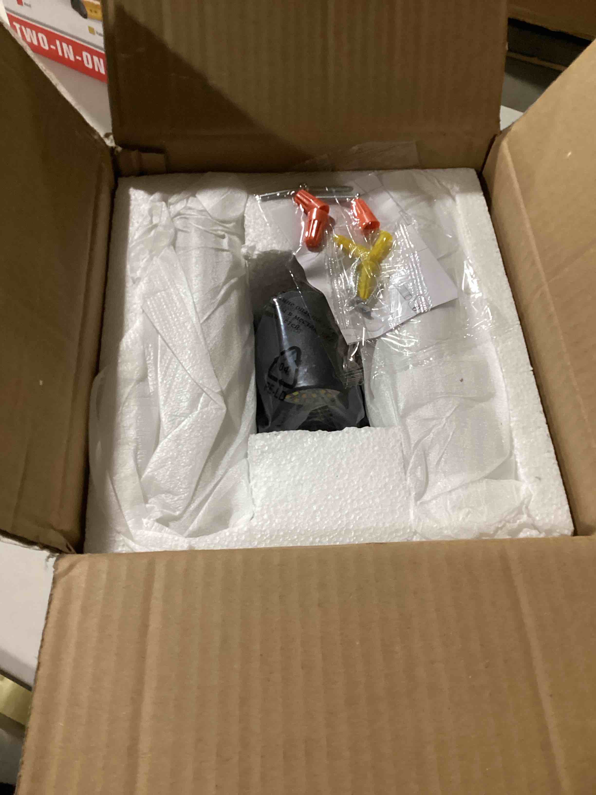 https://s3.amazonaws.com/lotting-images-prod/bidfta/ORG5681610_1716918220103.jpeg