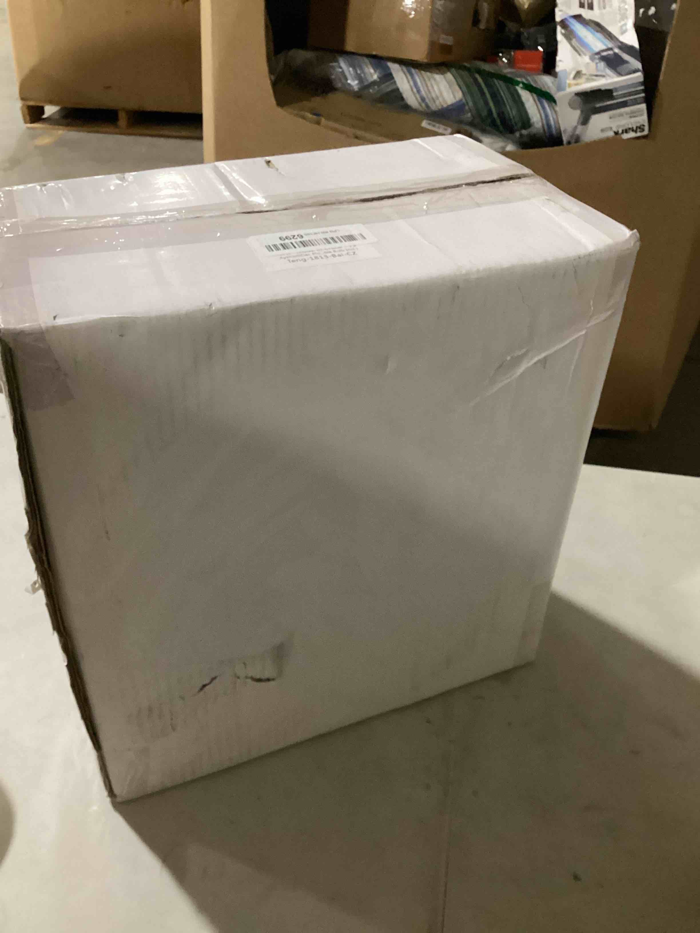 https://s3.amazonaws.com/lotting-images-prod/bidfta/ORG5681707_1716985975456.jpeg