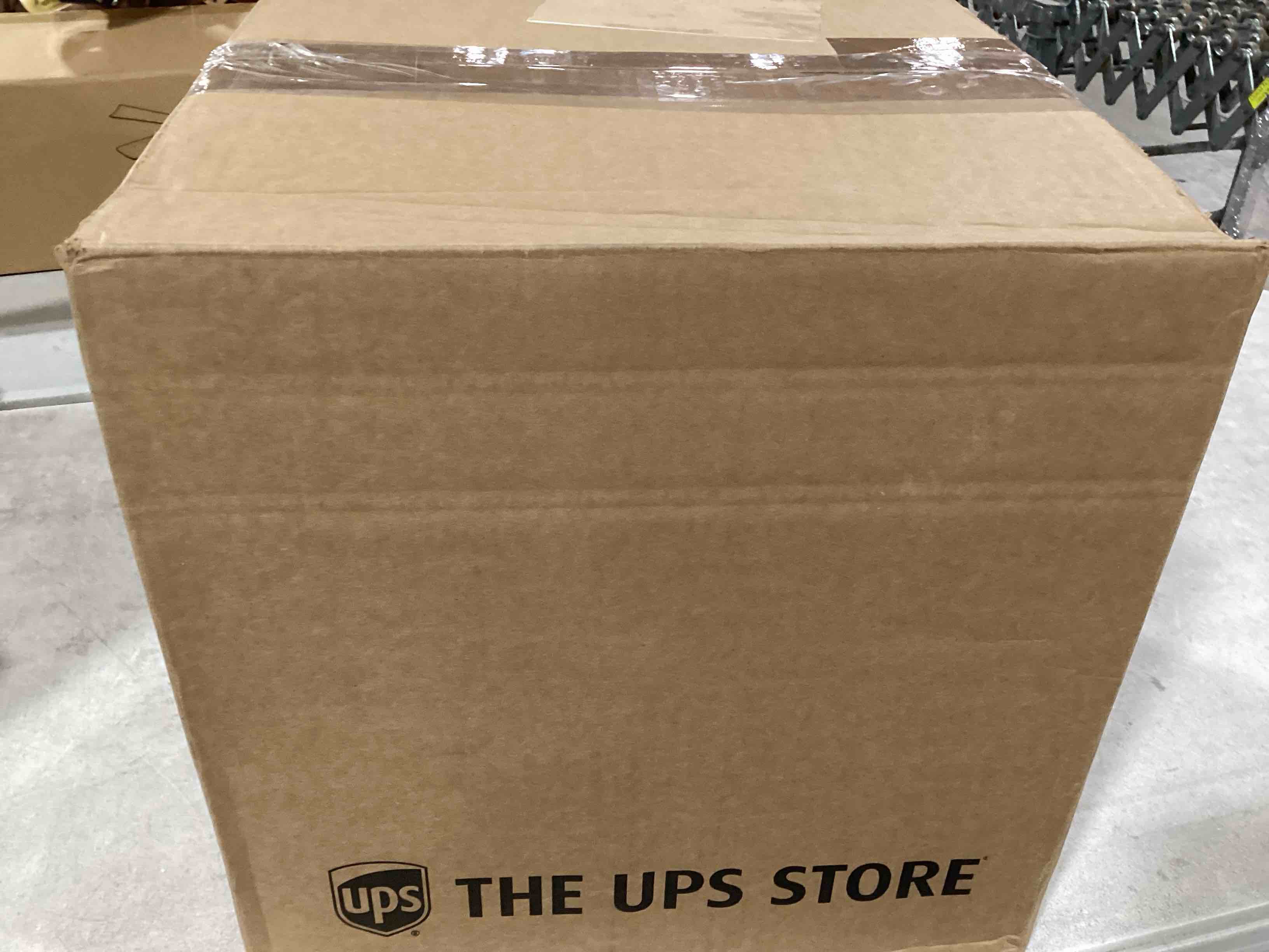 https://s3.amazonaws.com/lotting-images-prod/bidfta/ORG5682110_1719855581298.jpeg
