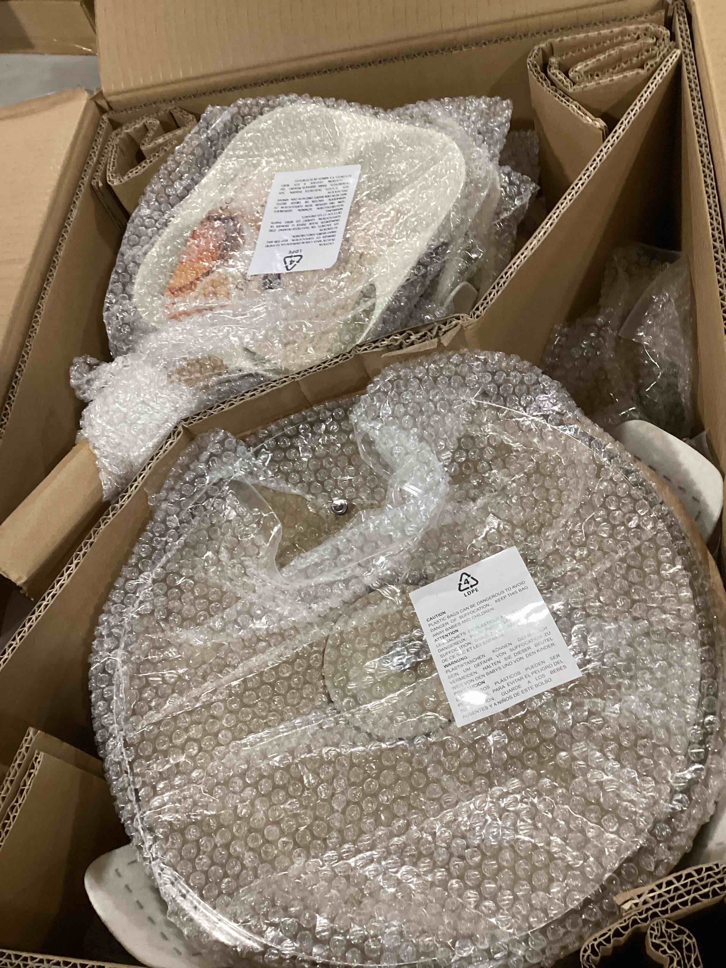 https://s3.amazonaws.com/lotting-images-prod/bidfta/ORG5682116_1719856113462.jpeg