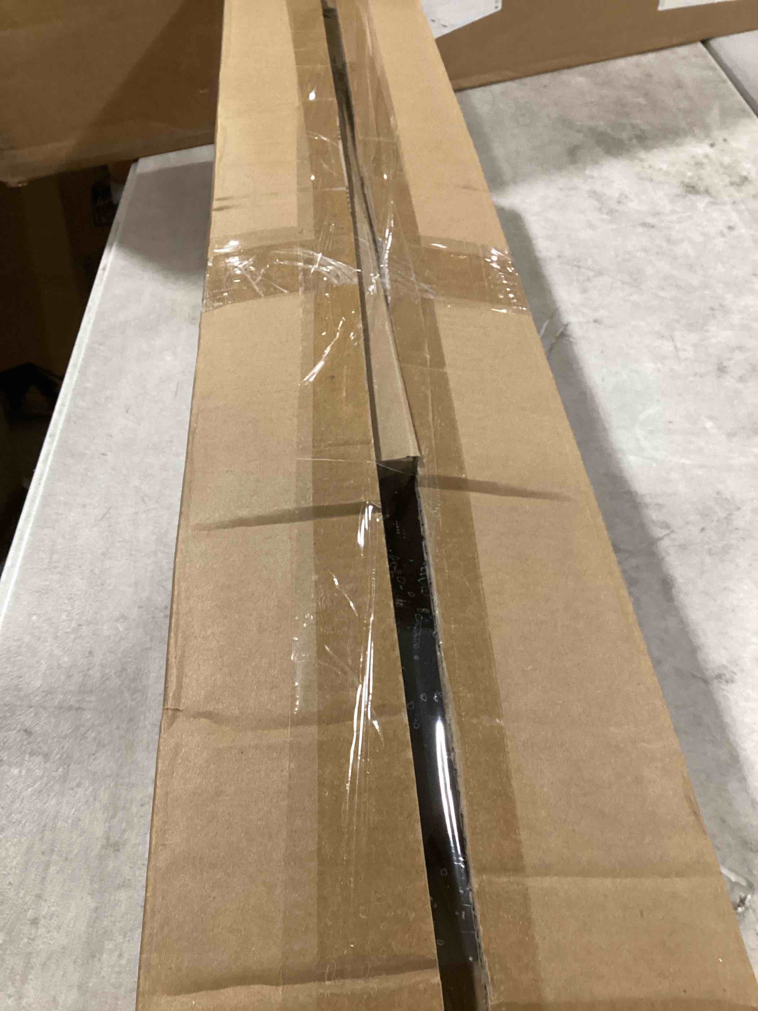 https://s3.amazonaws.com/lotting-images-prod/bidfta/ORG5682200_1719927619402.jpeg