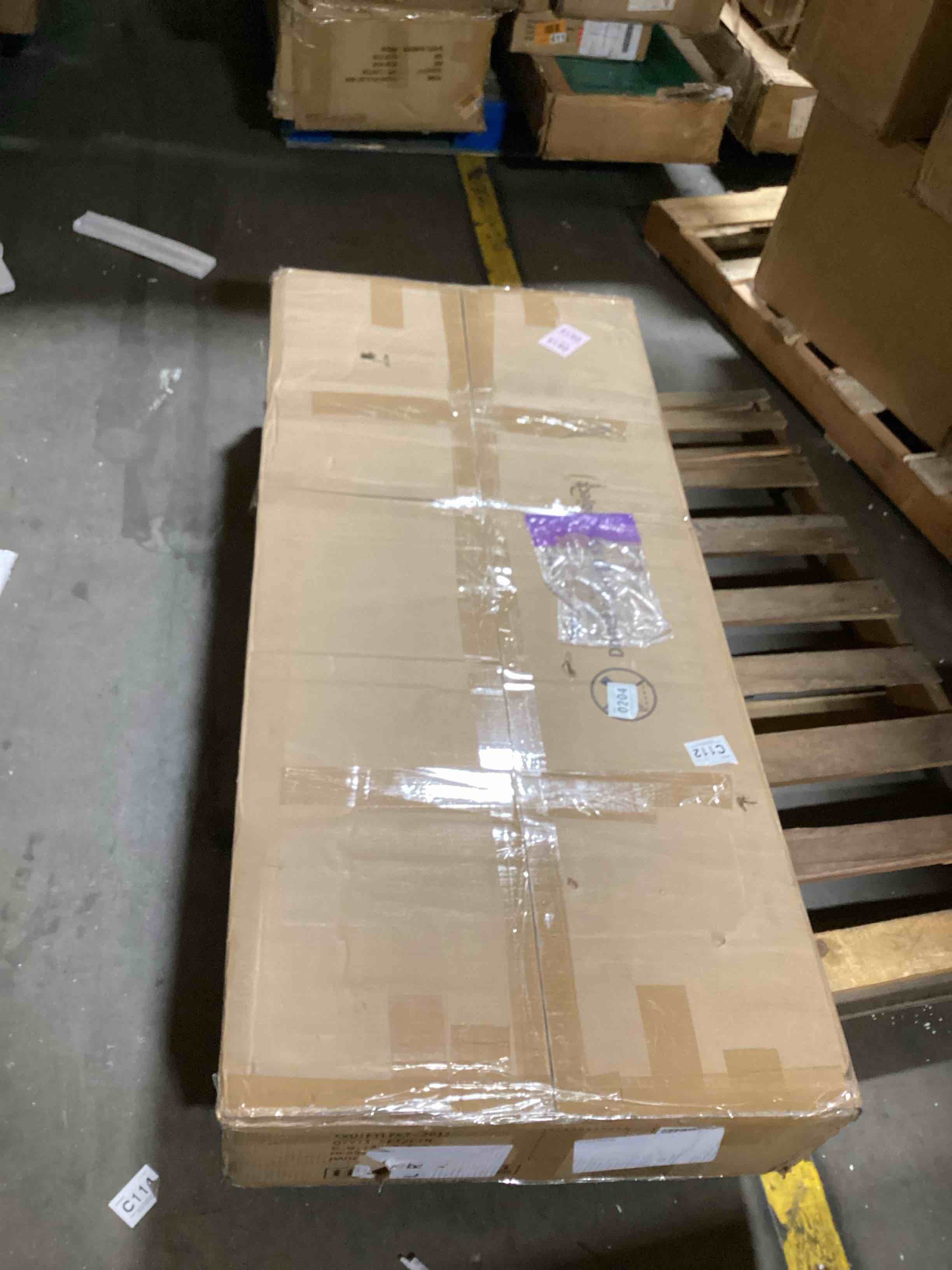 https://s3.amazonaws.com/lotting-images-prod/bidfta/ORG5682617_1716577015444.jpeg