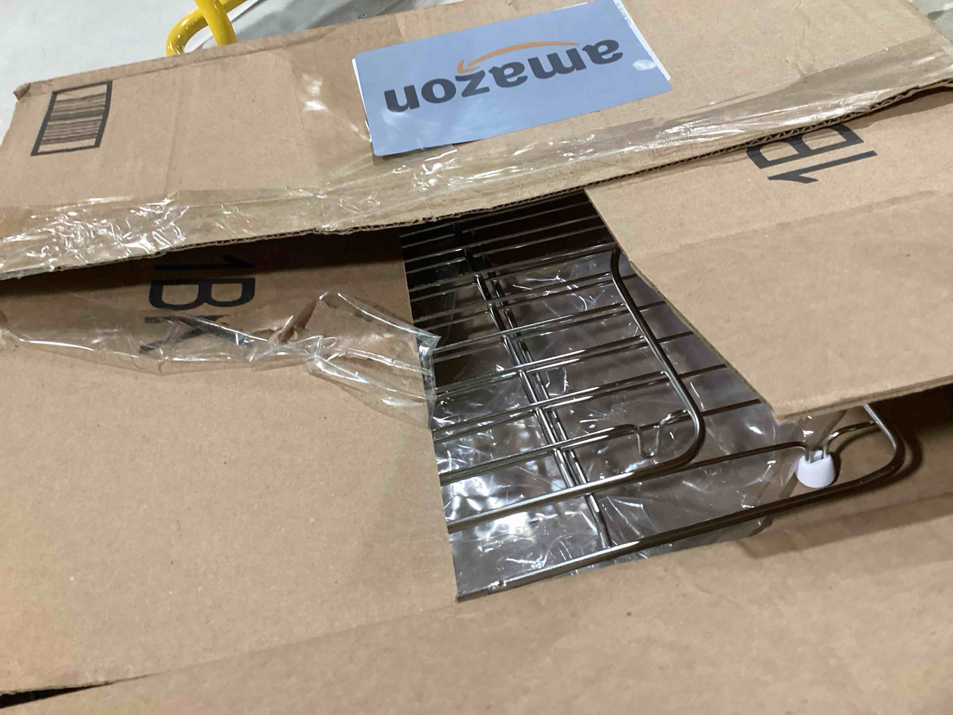 https://s3.amazonaws.com/lotting-images-prod/bidfta/ORG5682980_1719858237852.jpeg