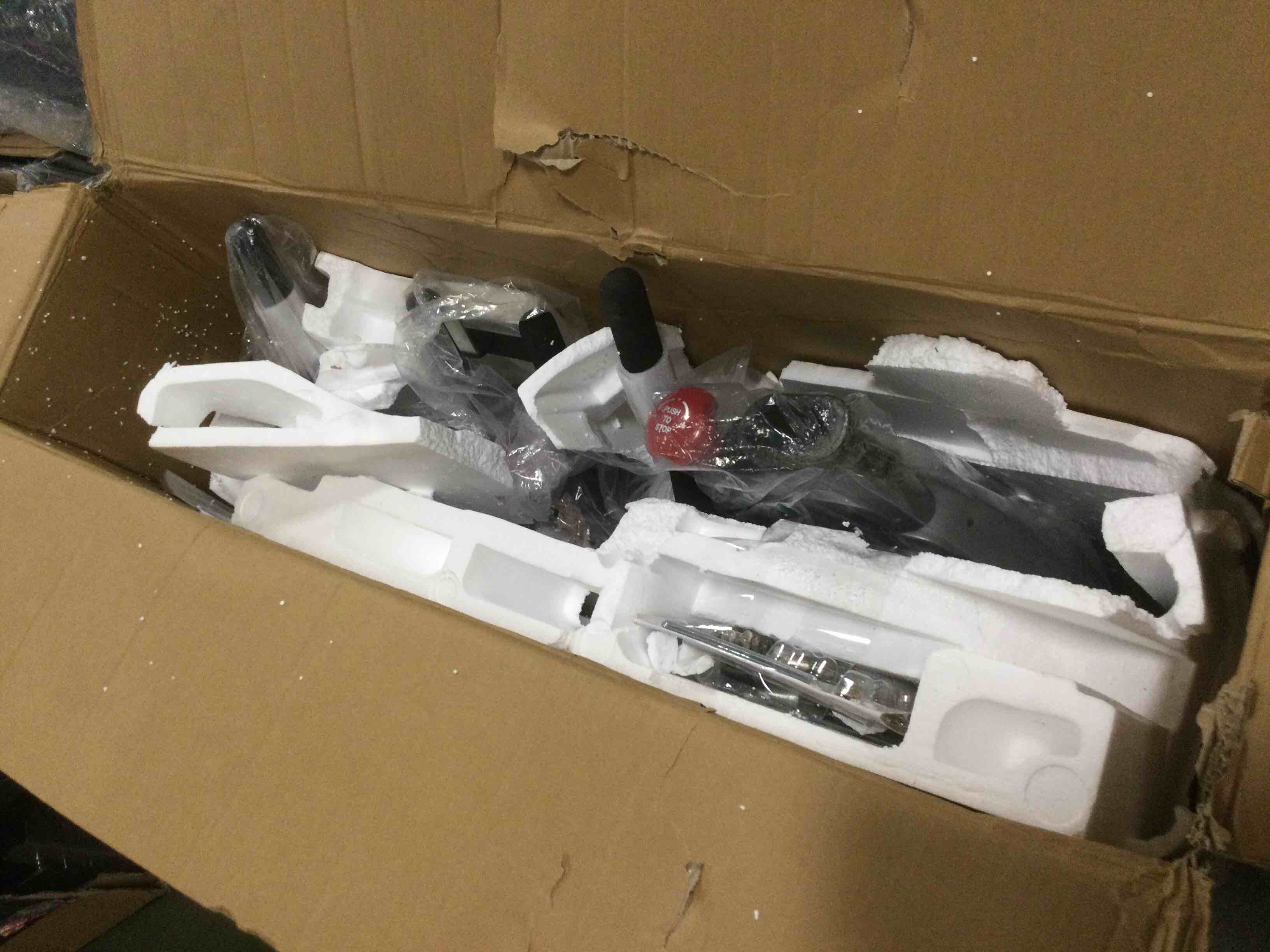 https://s3.amazonaws.com/lotting-images-prod/bidfta/ORG5685040_1706269270771.jpeg