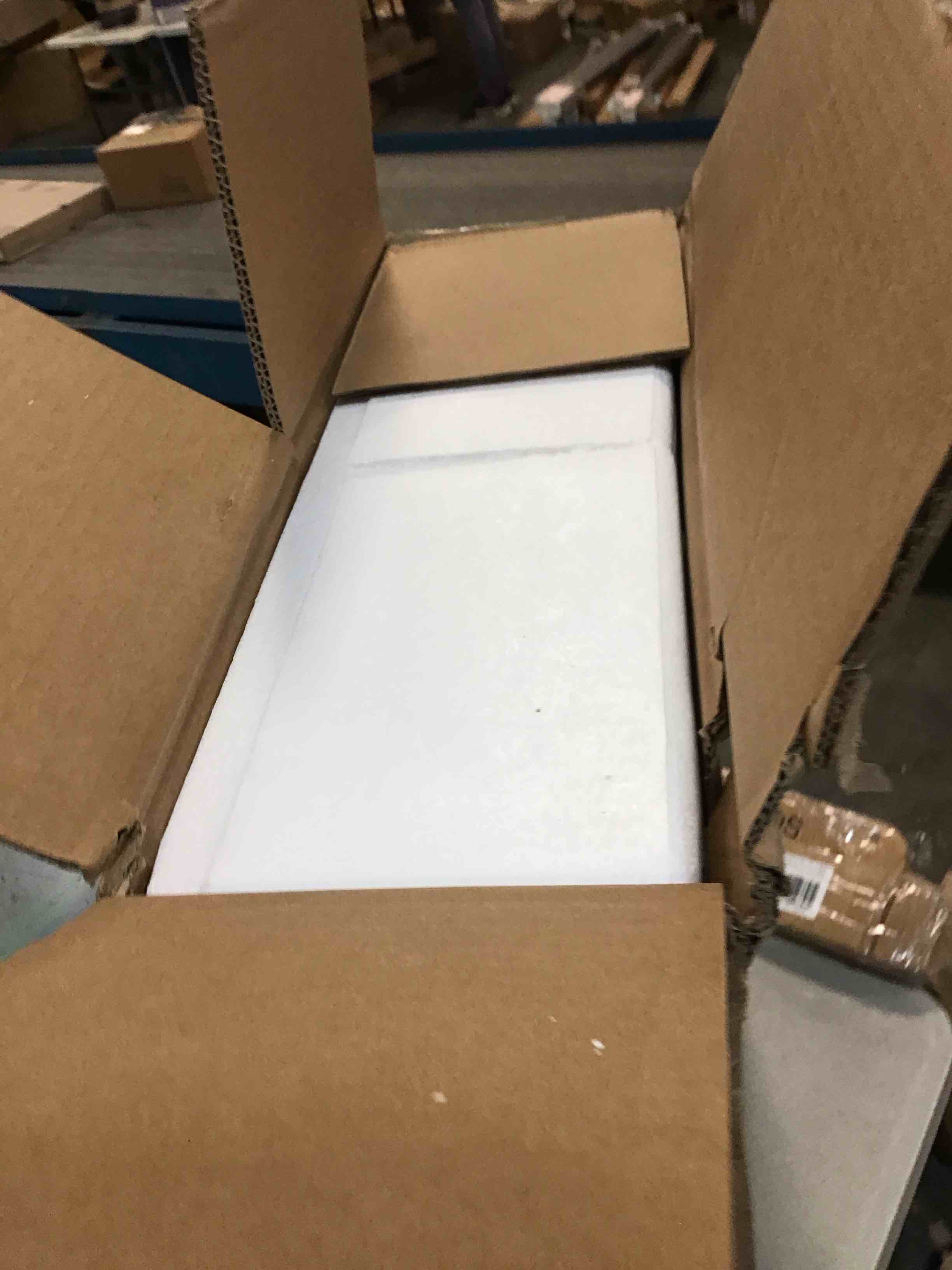 https://s3.amazonaws.com/lotting-images-prod/bidfta/ORG5686676_1706632772058.jpeg