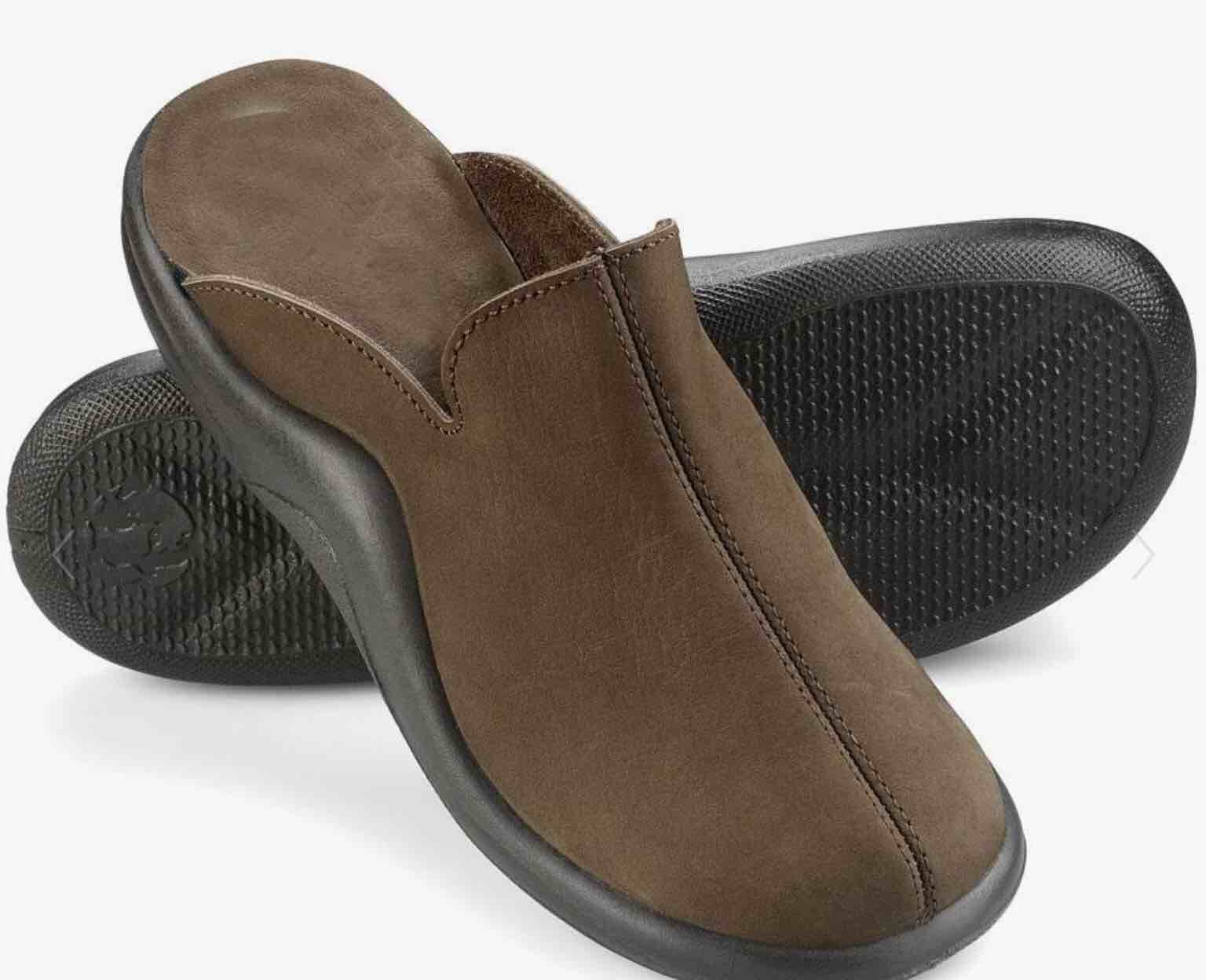 The Gentleman's Walk On Air Indoor/Outdoor Slippers