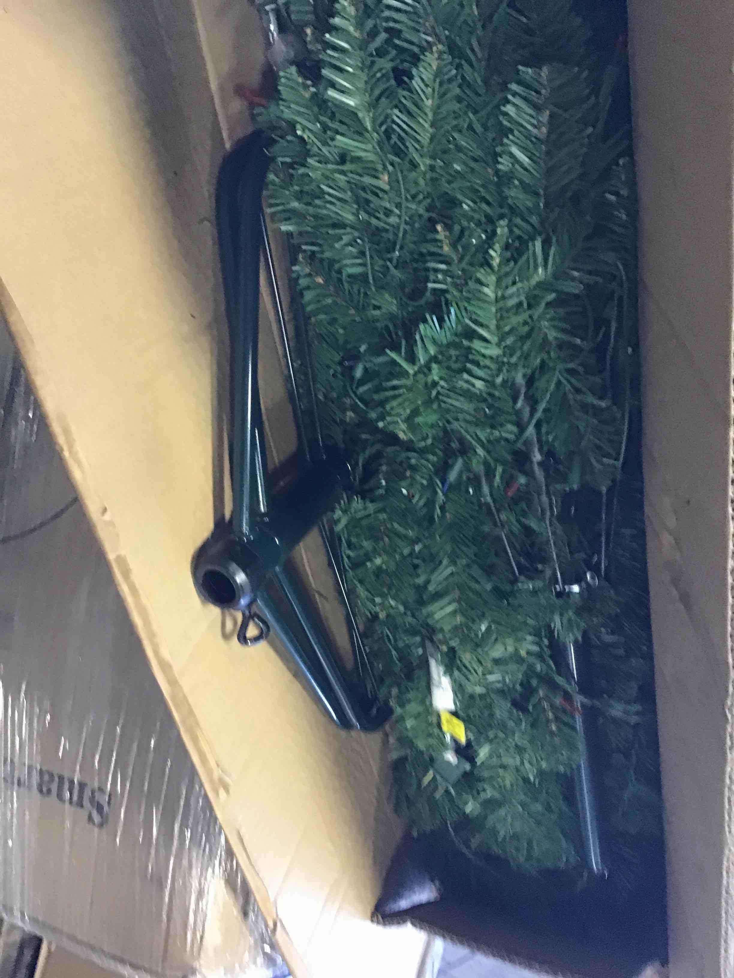 https://s3.amazonaws.com/lotting-images-prod/bidfta/ORG5689242_1705783530391.jpeg