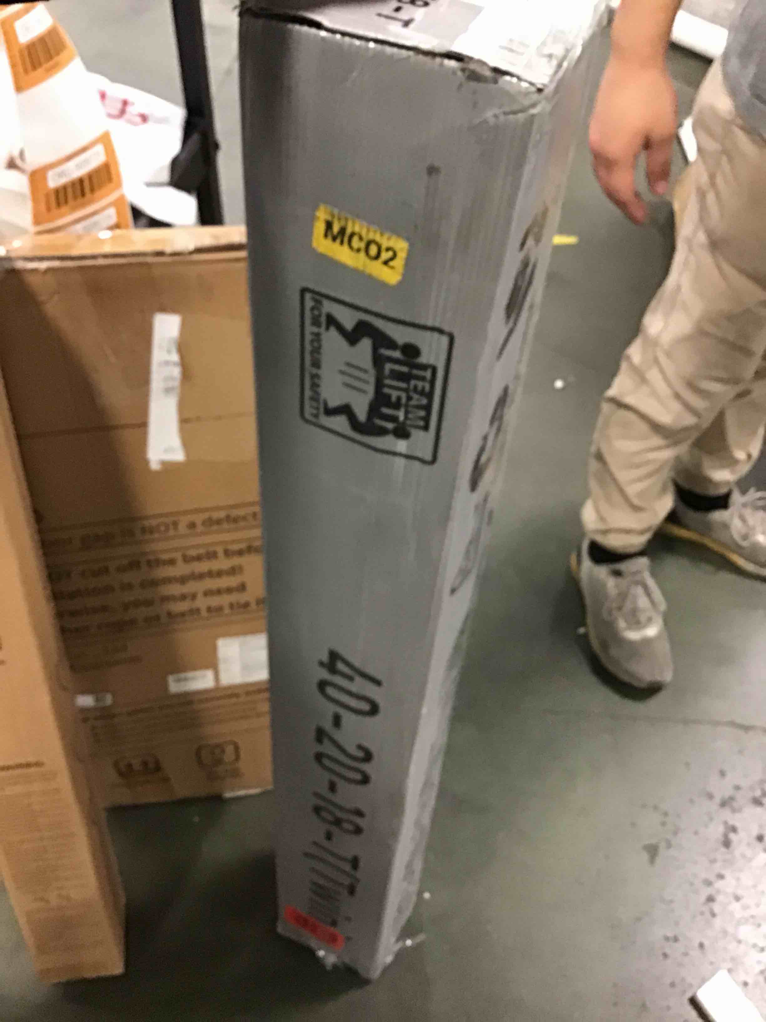 https://s3.amazonaws.com/lotting-images-prod/bidfta/ORG5689725_1706129946352.jpeg