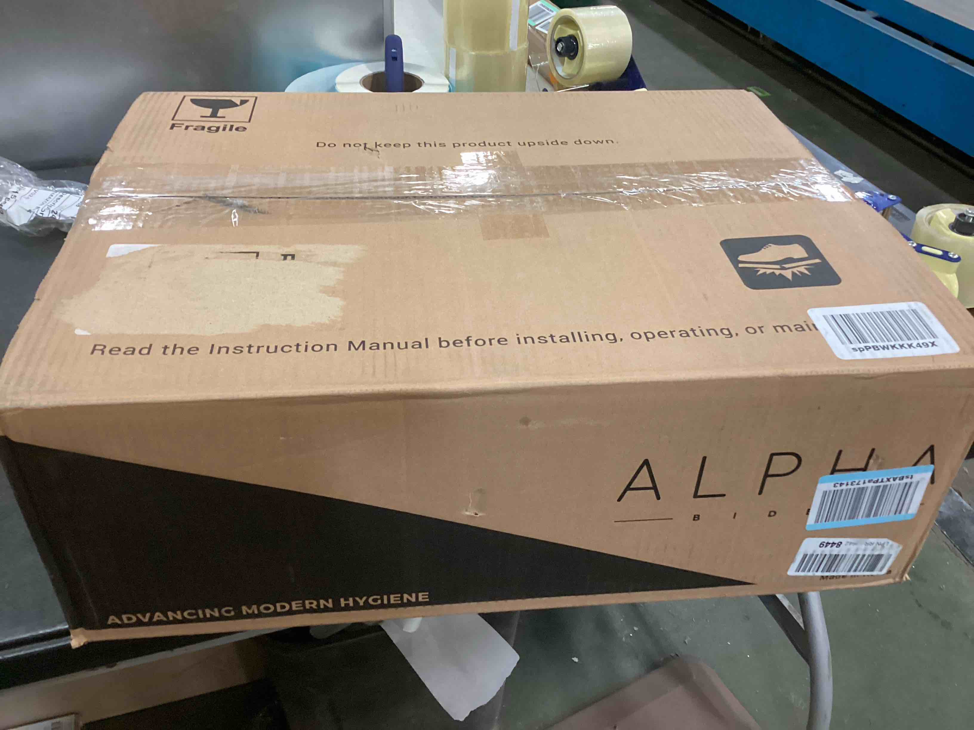 https://s3.amazonaws.com/lotting-images-prod/bidfta/ORG5690374_1705493912566.jpeg