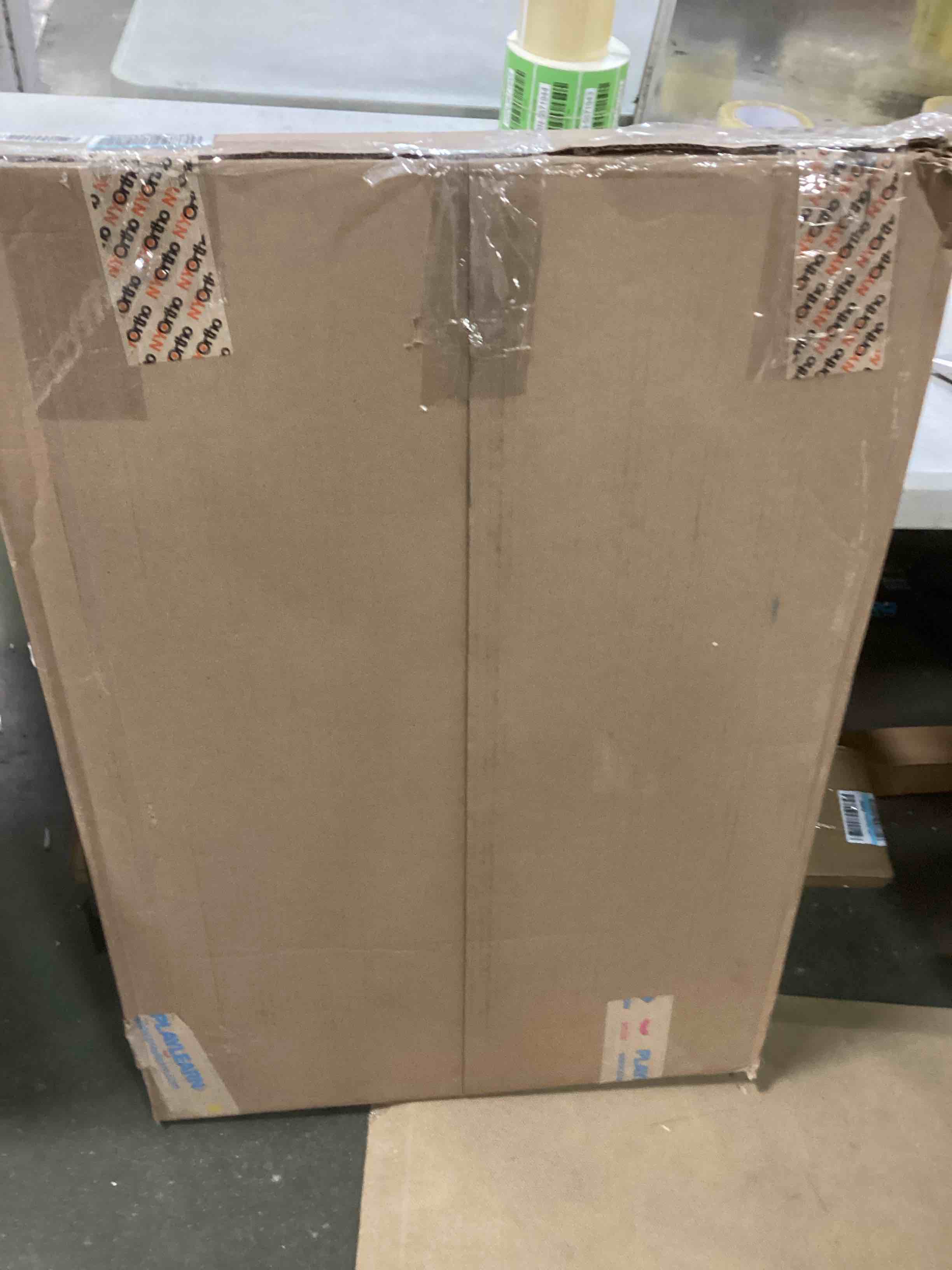 https://s3.amazonaws.com/lotting-images-prod/bidfta/ORG5690638_1705582550312.jpeg