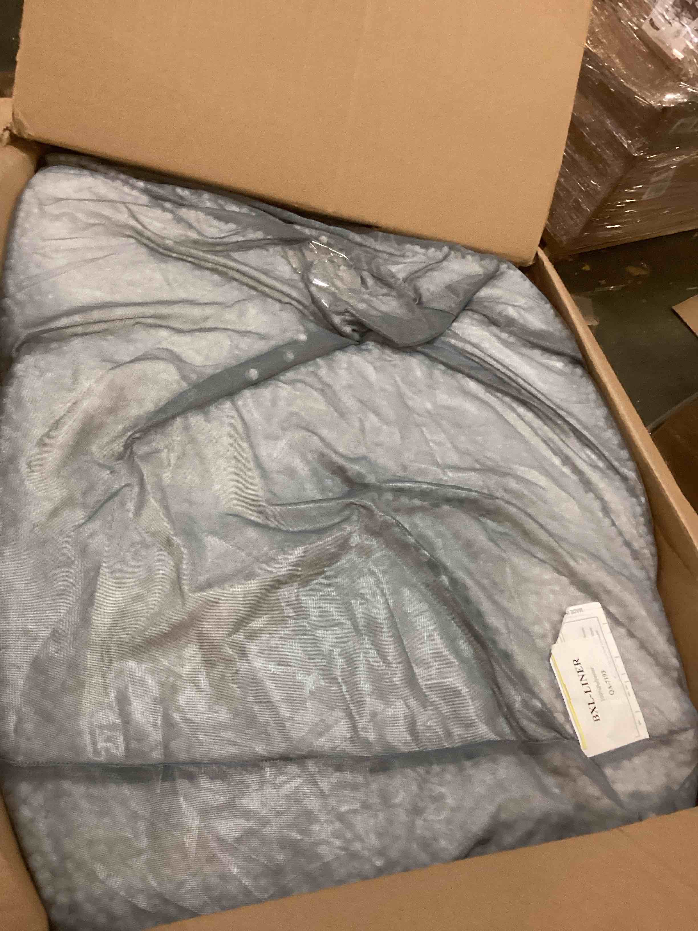 https://s3.amazonaws.com/lotting-images-prod/bidfta/ORG5690948_1705675986357.jpeg