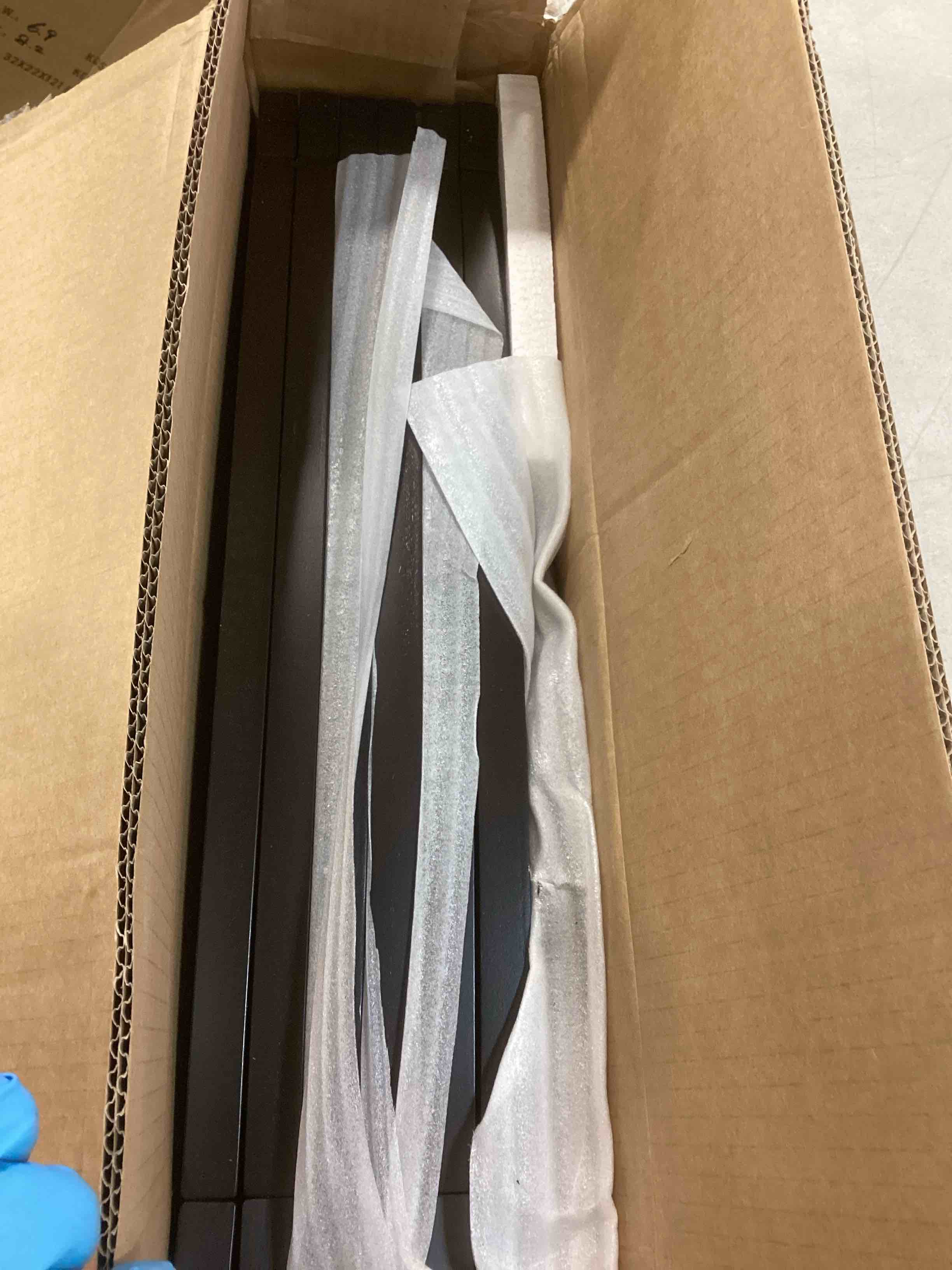 https://s3.amazonaws.com/lotting-images-prod/bidfta/ORG5691358_1705930065793.jpeg