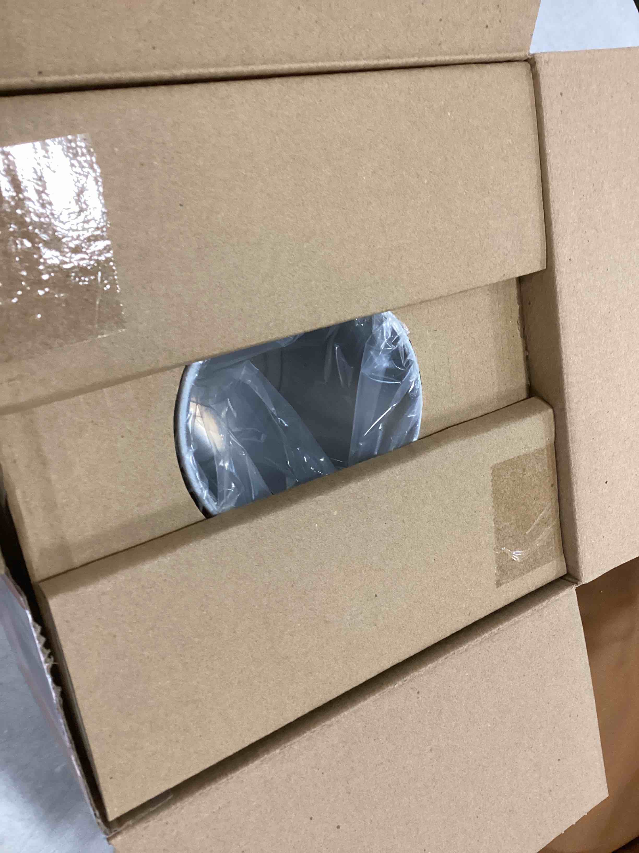 https://s3.amazonaws.com/lotting-images-prod/bidfta/ORG5691865_1705603142908.jpeg