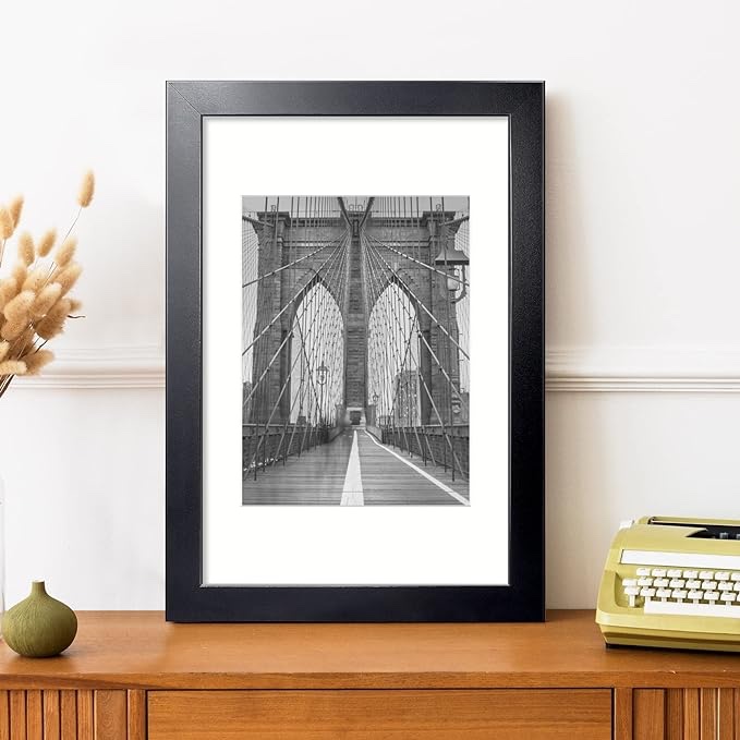 LaVie Home 16 x 24 Picture Frame Black Poster Frame,Display Pictures 12x18 with Mat or 16x24 Without Mat, Stable and Sturdy Frame and Polished Plexiglass, Suitable for wall decoration?1 Pack?