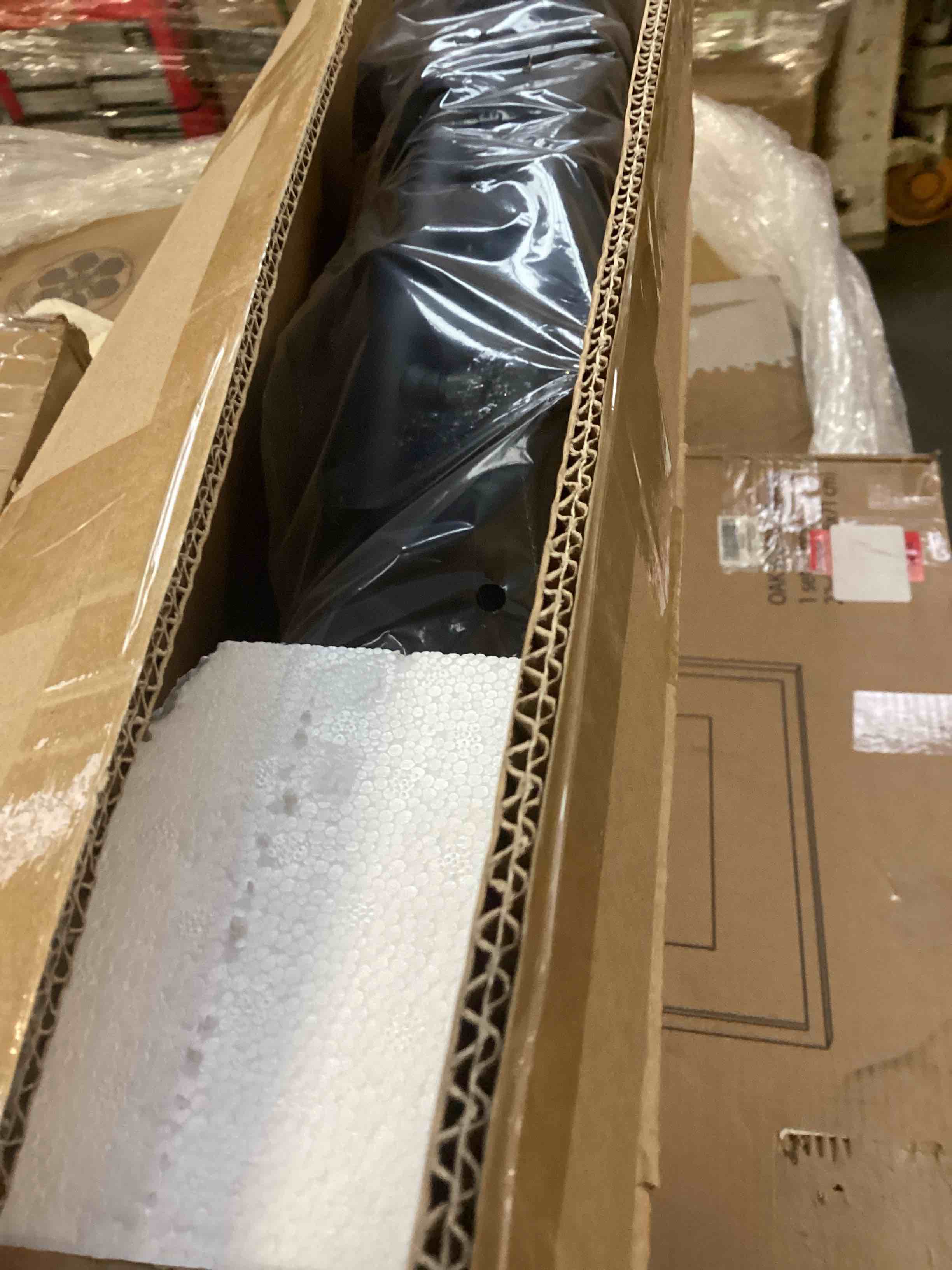 https://s3.amazonaws.com/lotting-images-prod/bidfta/ORG5692521_1706023827447.jpeg