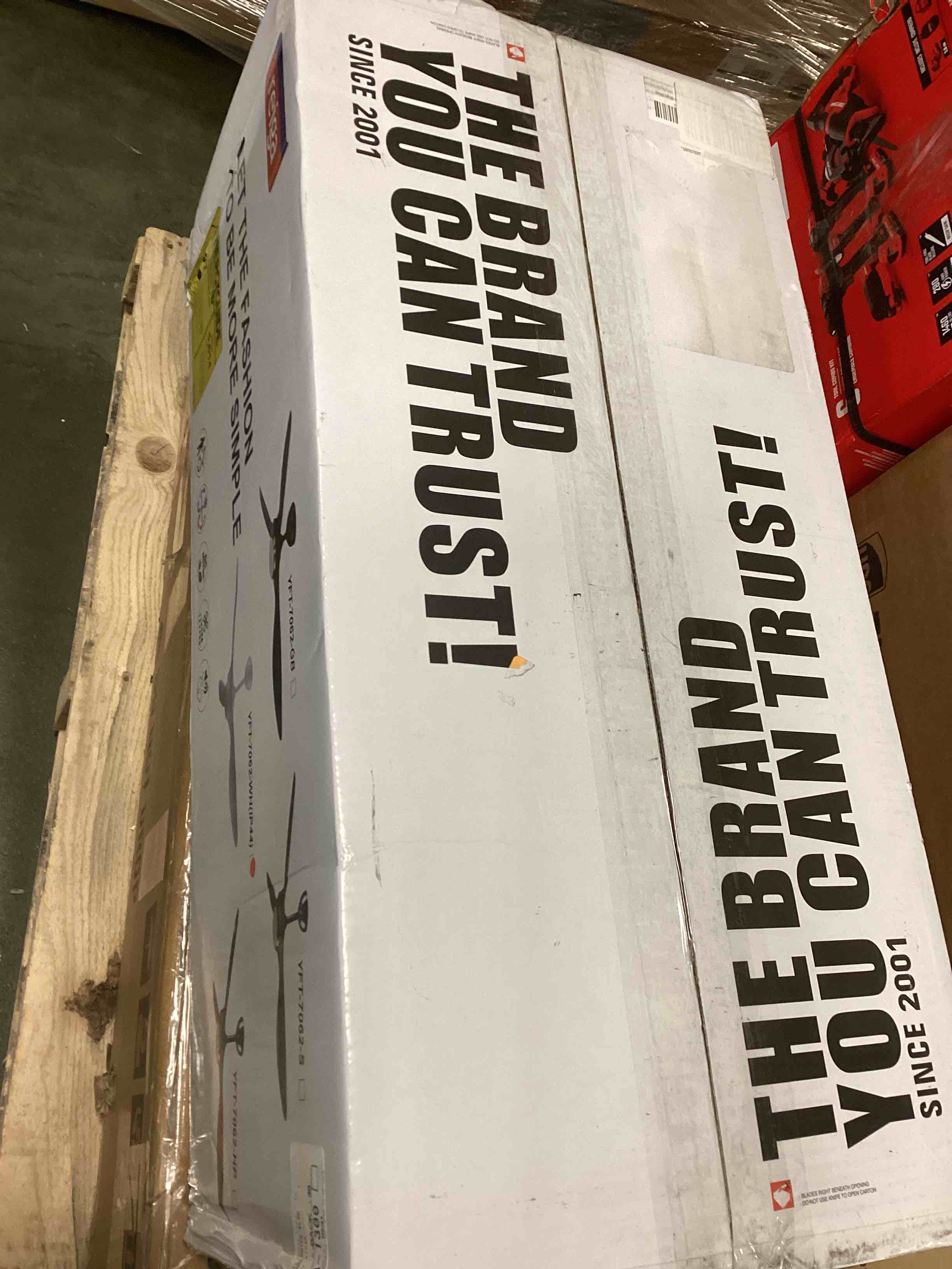 https://s3.amazonaws.com/lotting-images-prod/bidfta/ORG5692620_1706042403996.jpeg