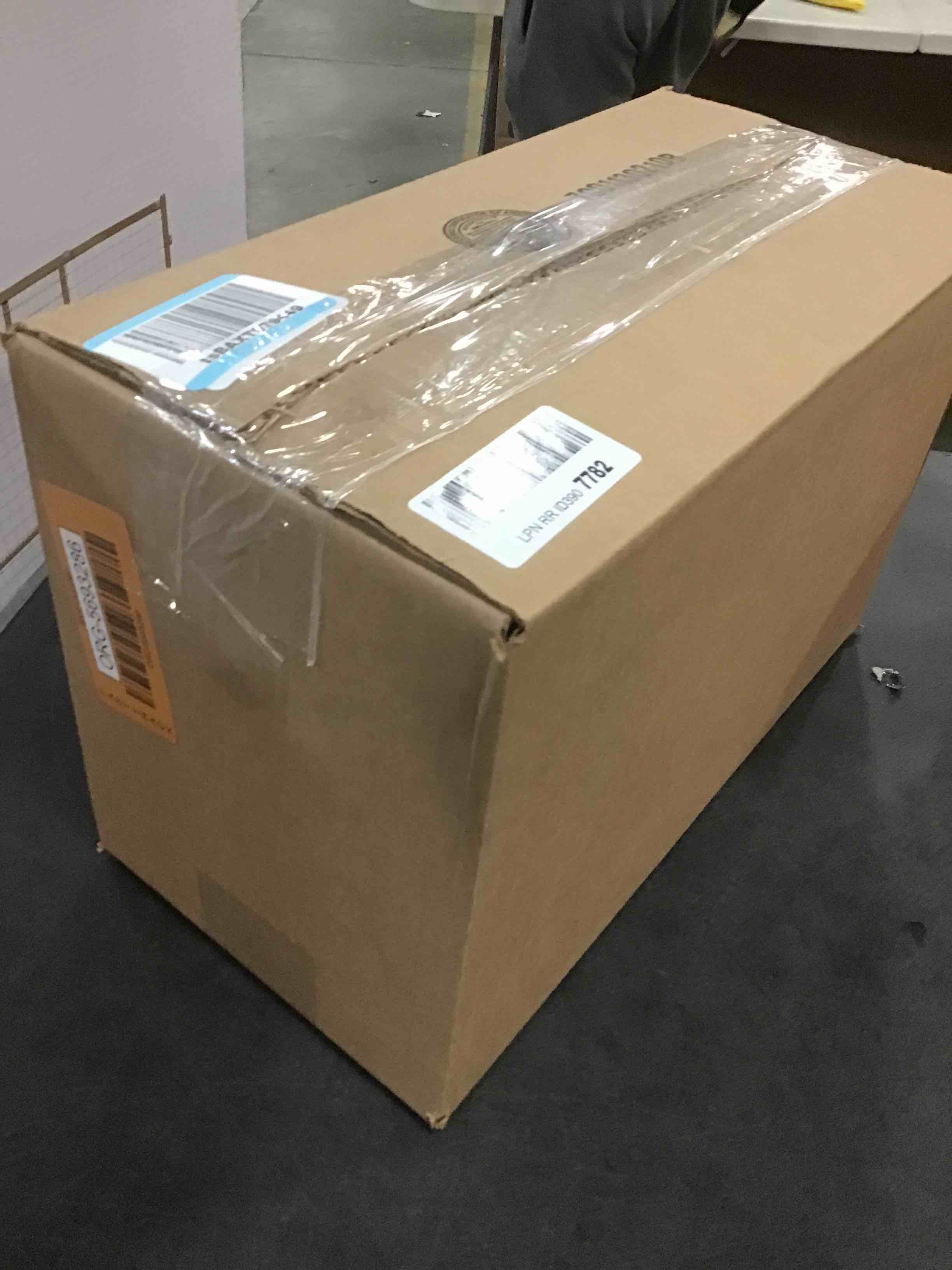 https://s3.amazonaws.com/lotting-images-prod/bidfta/ORG5693286_1706014336203.jpeg