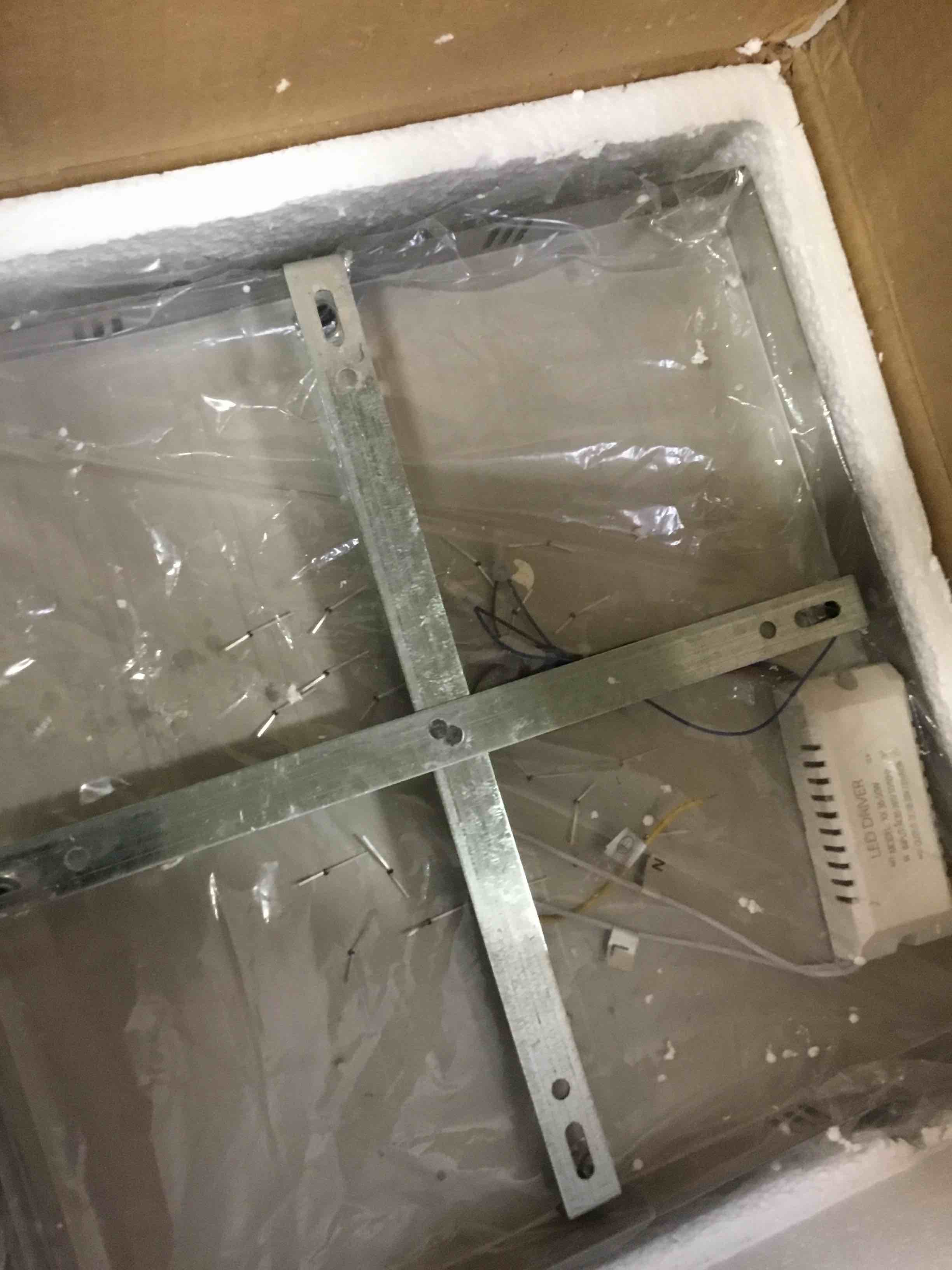 https://s3.amazonaws.com/lotting-images-prod/bidfta/ORG5693936_1706130144910.jpeg