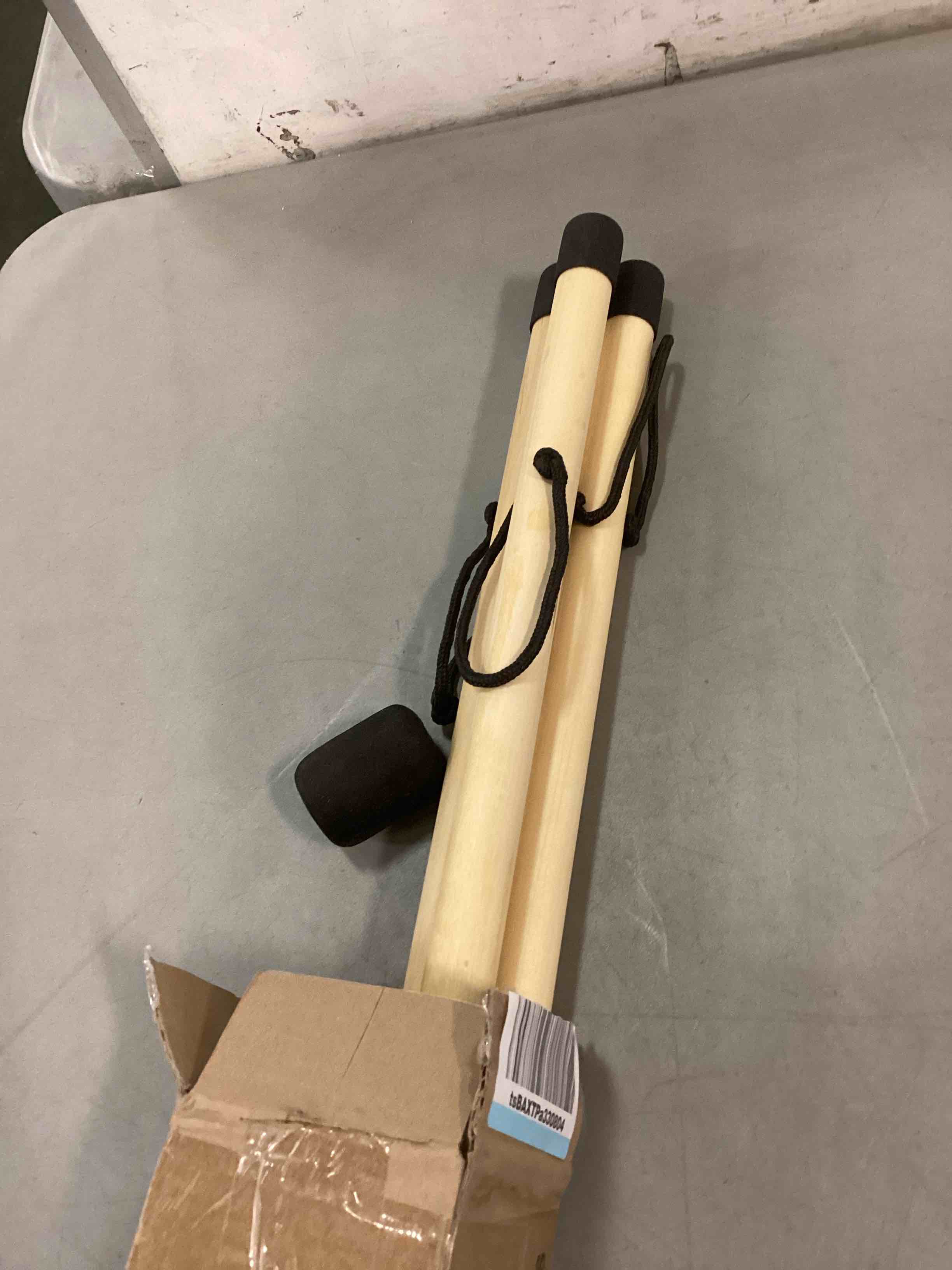 https://s3.amazonaws.com/lotting-images-prod/bidfta/ORG5694984_1705511255655.jpeg