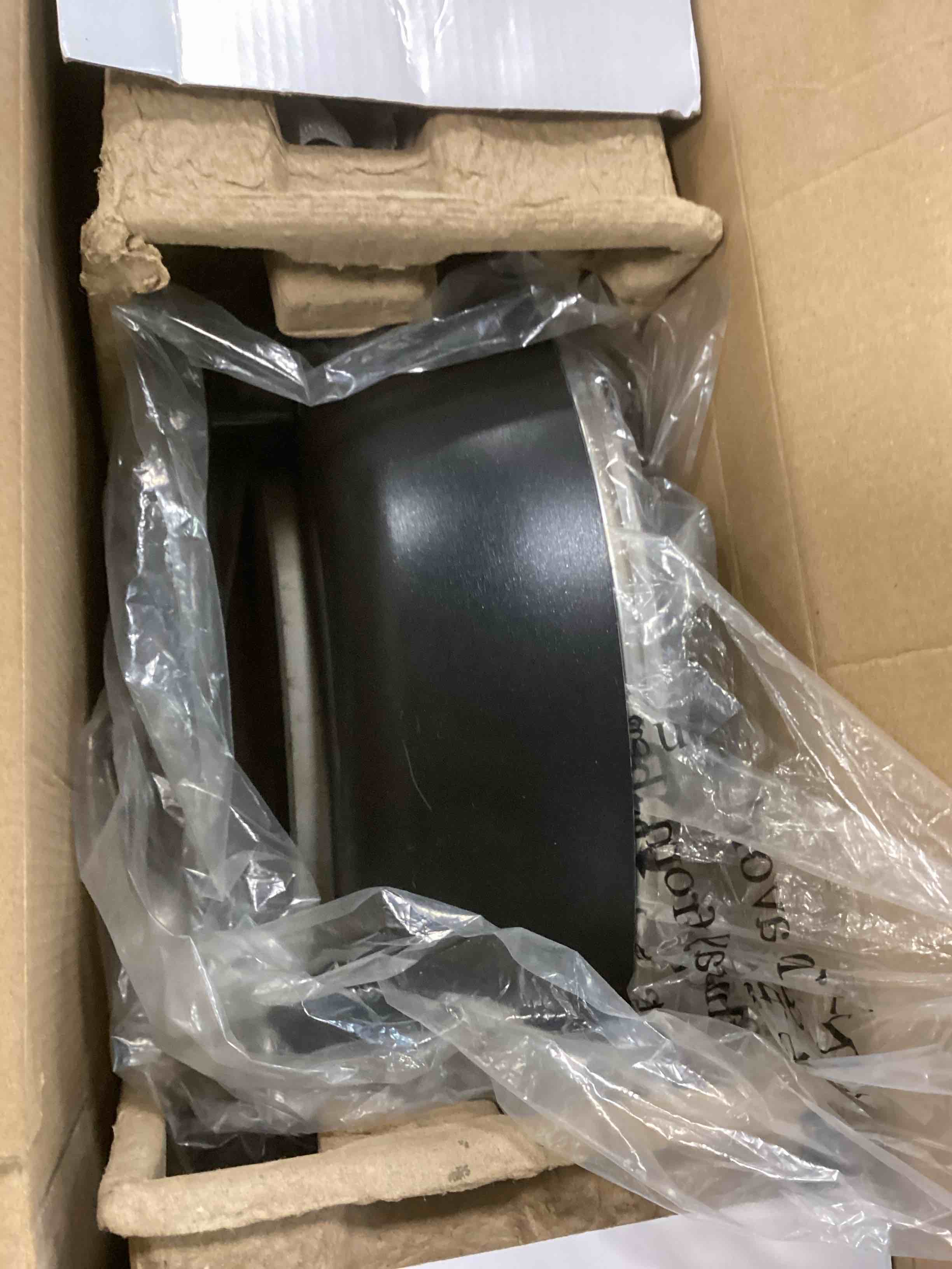 https://s3.amazonaws.com/lotting-images-prod/bidfta/ORG5695202_1705598856892.jpeg