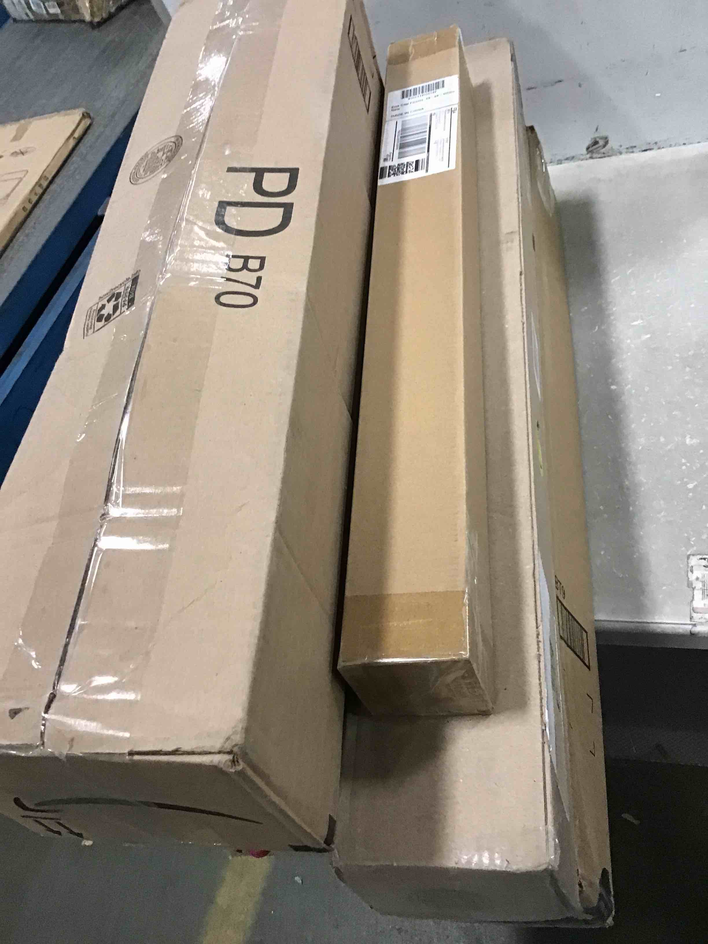https://s3.amazonaws.com/lotting-images-prod/bidfta/ORG5695808_1706109870656.jpeg
