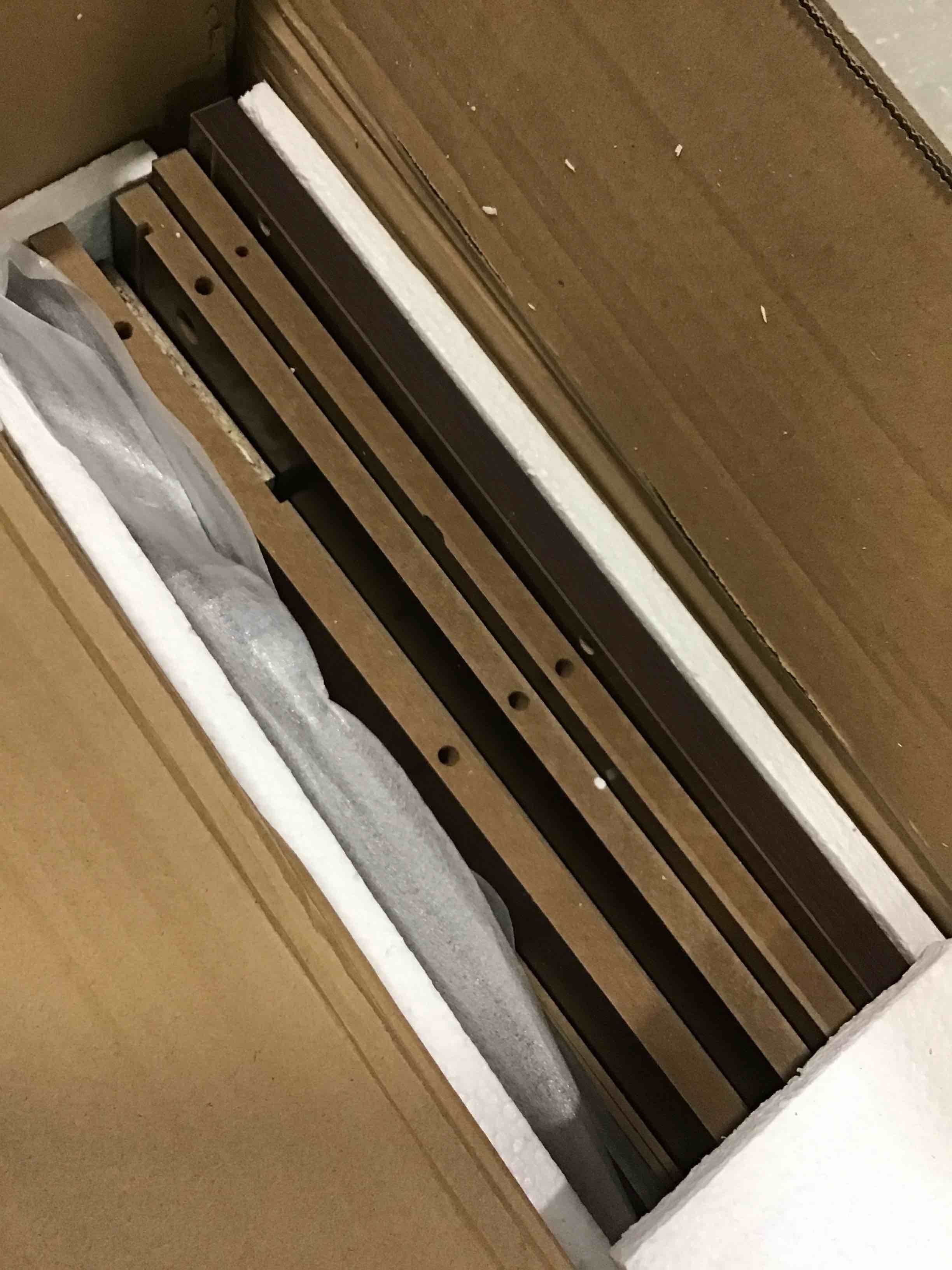 https://s3.amazonaws.com/lotting-images-prod/bidfta/ORG5695859_1706114802087.jpeg