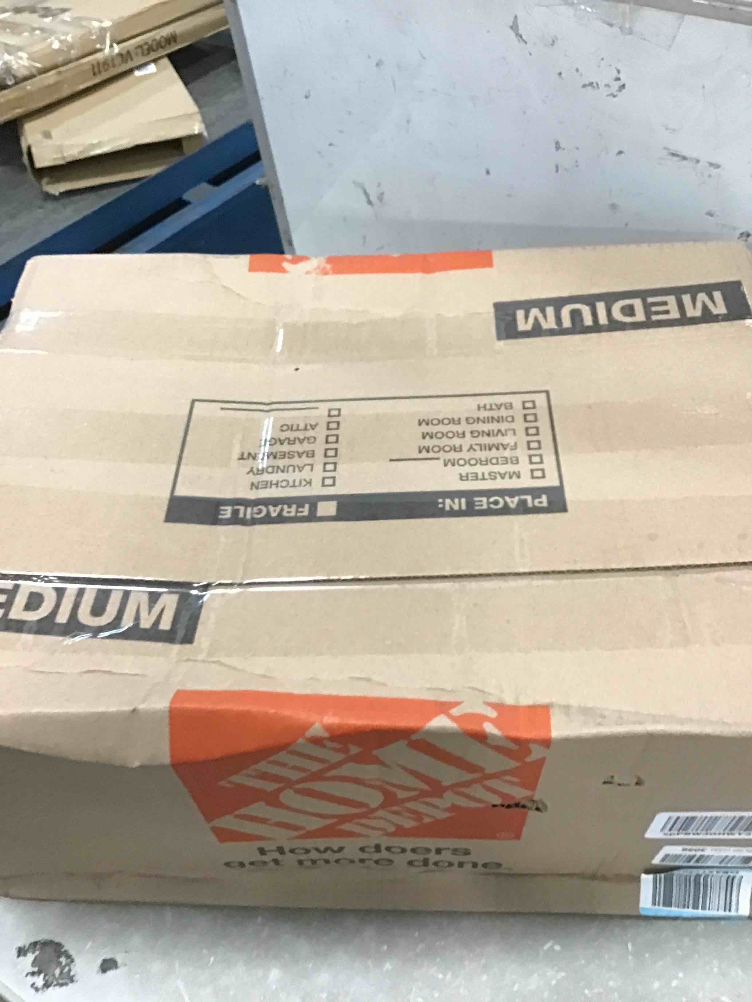 https://s3.amazonaws.com/lotting-images-prod/bidfta/ORG5695933_1706123790422.jpeg