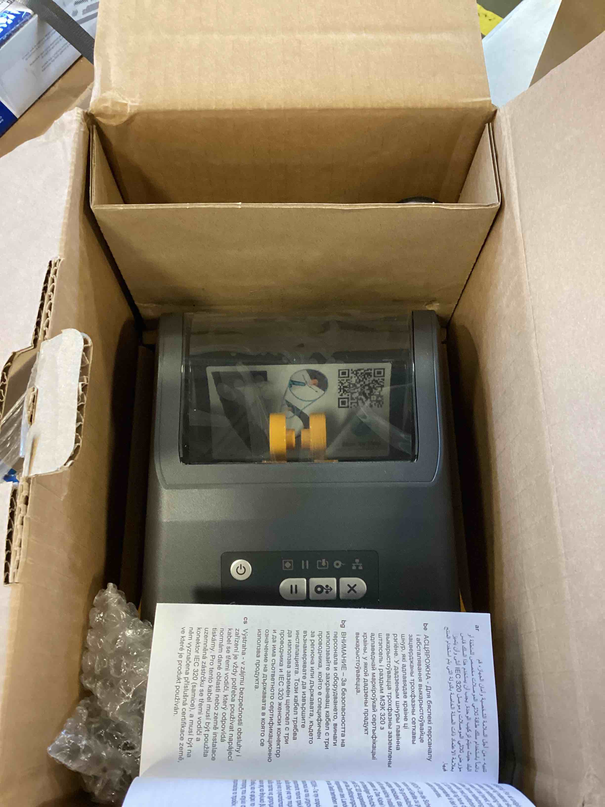 https://s3.amazonaws.com/lotting-images-prod/bidfta/ORG5698800_1715181654821.jpeg
