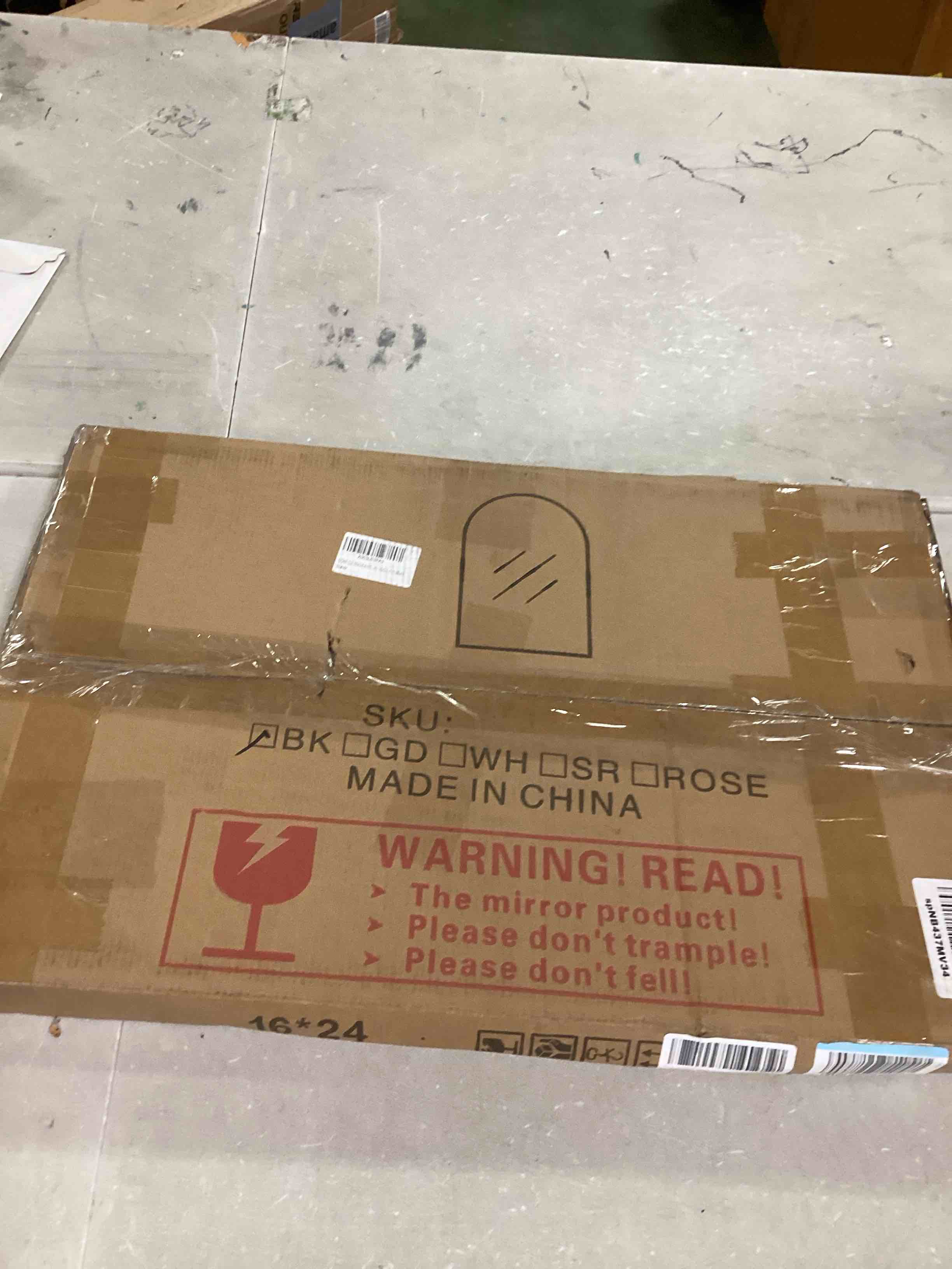 https://s3.amazonaws.com/lotting-images-prod/bidfta/ORG5699510_1715608095646.jpeg