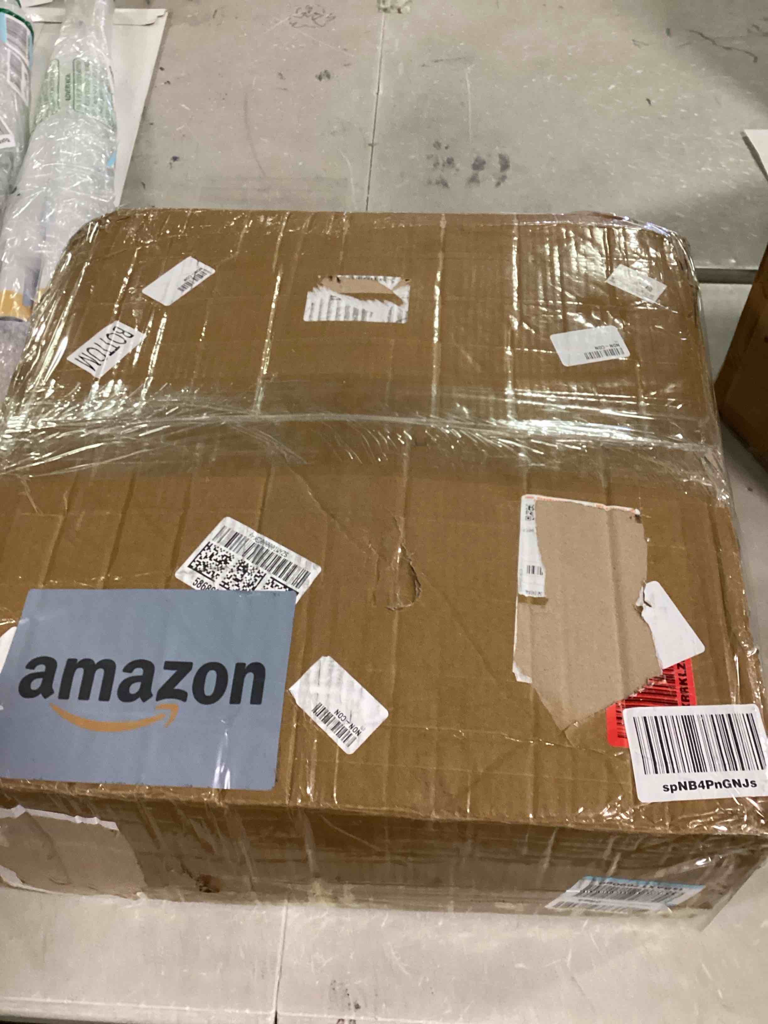 https://s3.amazonaws.com/lotting-images-prod/bidfta/ORG5699532_1715619653063.jpeg
