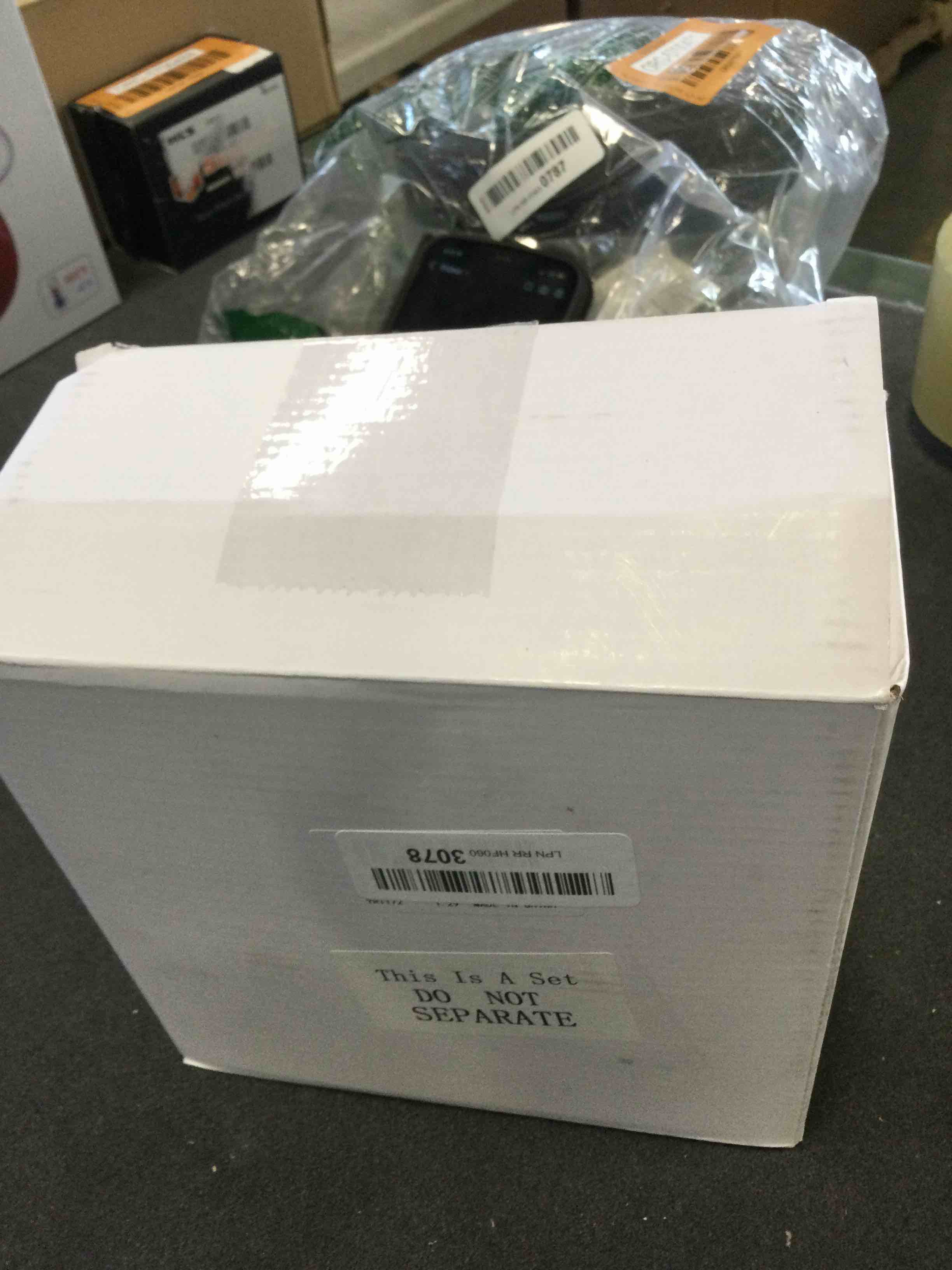 https://s3.amazonaws.com/lotting-images-prod/bidfta/ORG5700492_1714396211424.jpeg
