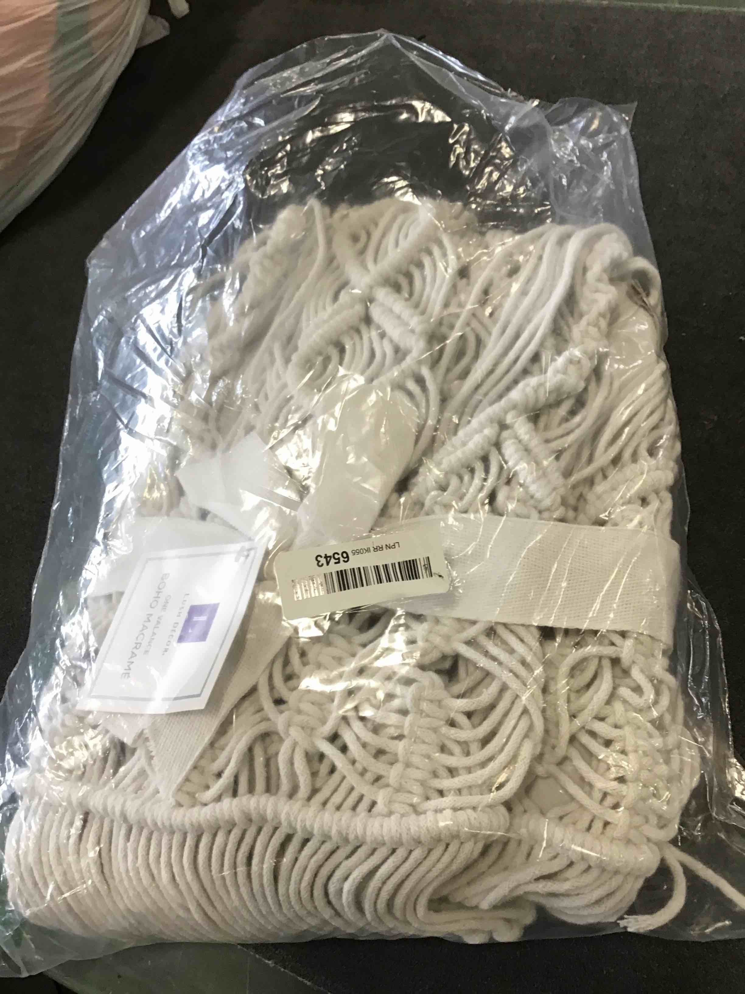 https://s3.amazonaws.com/lotting-images-prod/bidfta/ORG5700689_1714415951061.jpeg