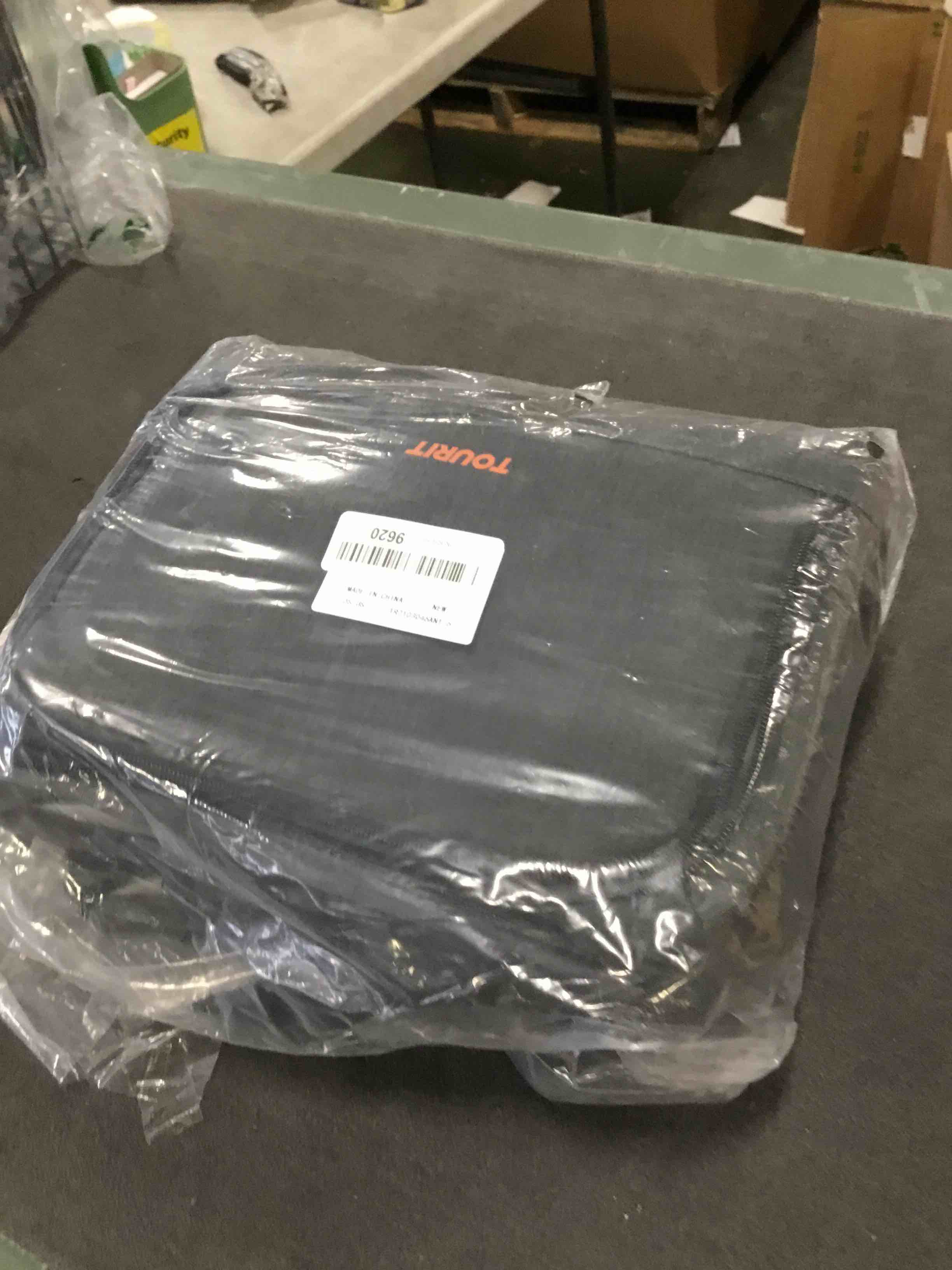https://s3.amazonaws.com/lotting-images-prod/bidfta/ORG5700825_1714483771714.jpeg