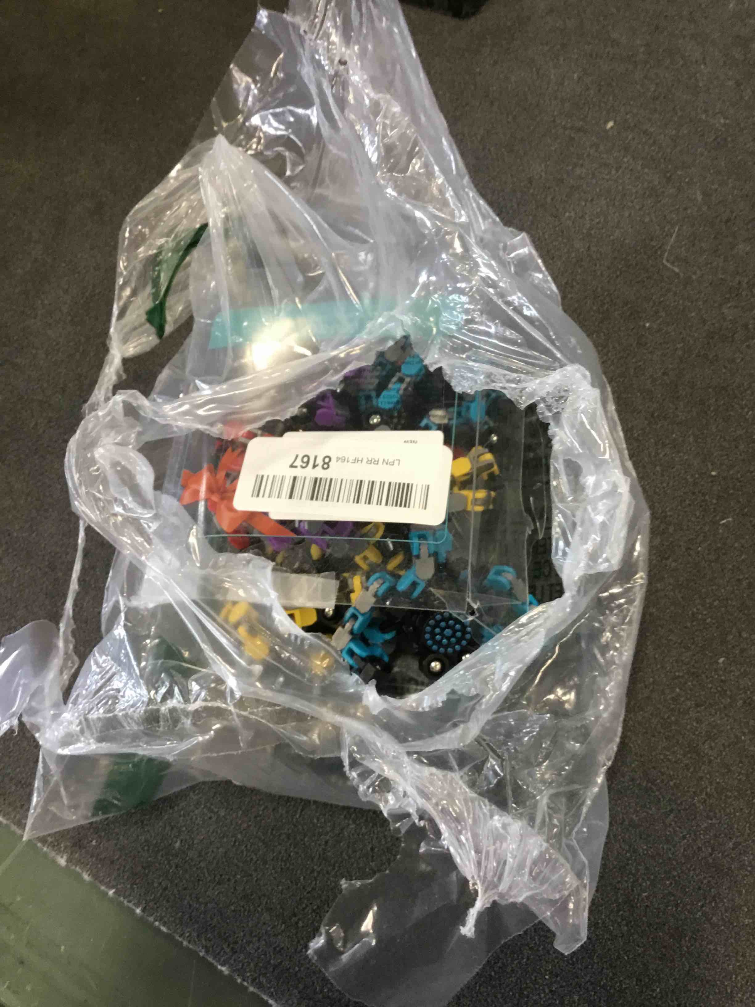 https://s3.amazonaws.com/lotting-images-prod/bidfta/ORG5701238_1714591748639.jpeg