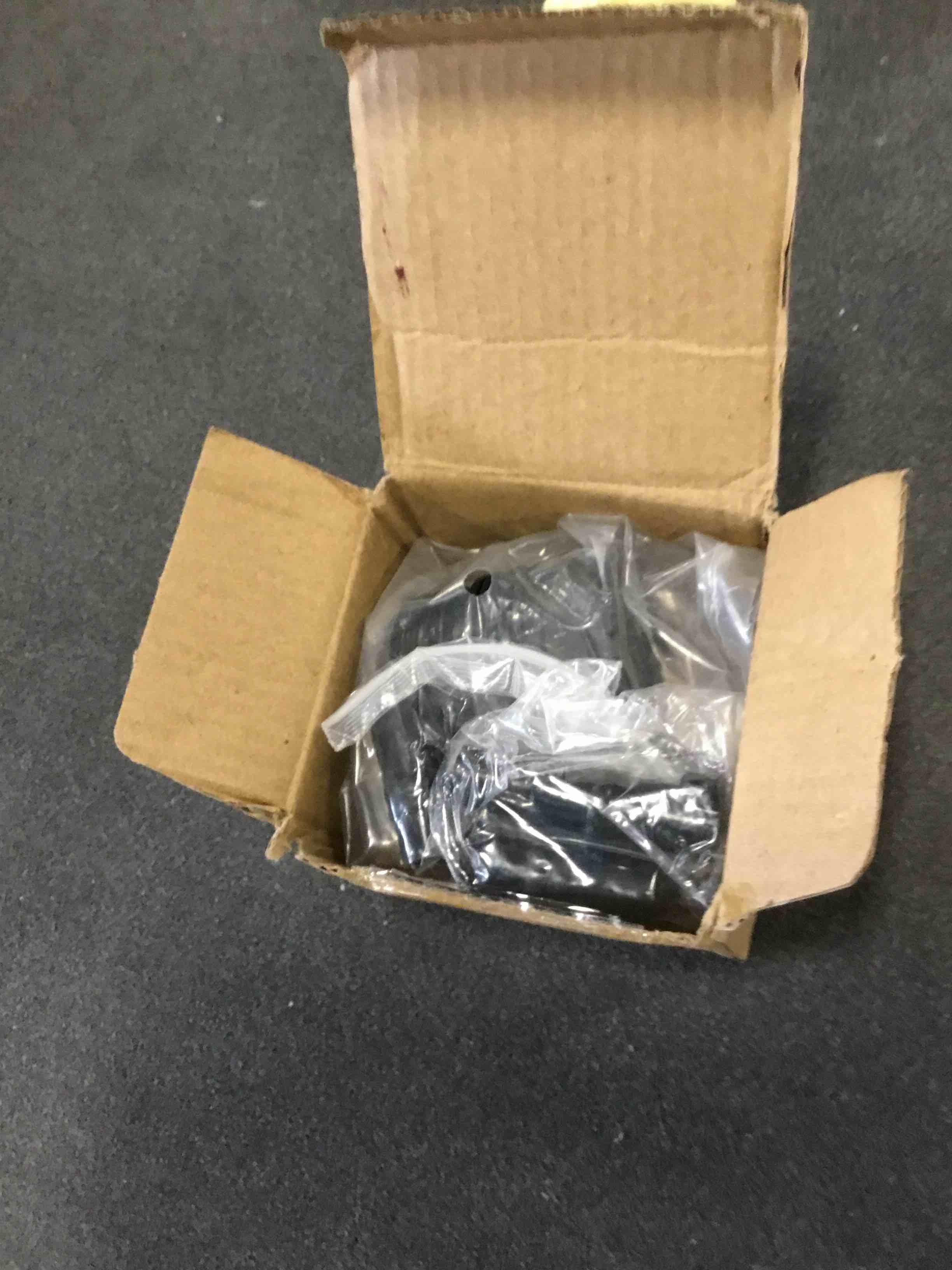https://s3.amazonaws.com/lotting-images-prod/bidfta/ORG5701790_1714758122477.jpeg