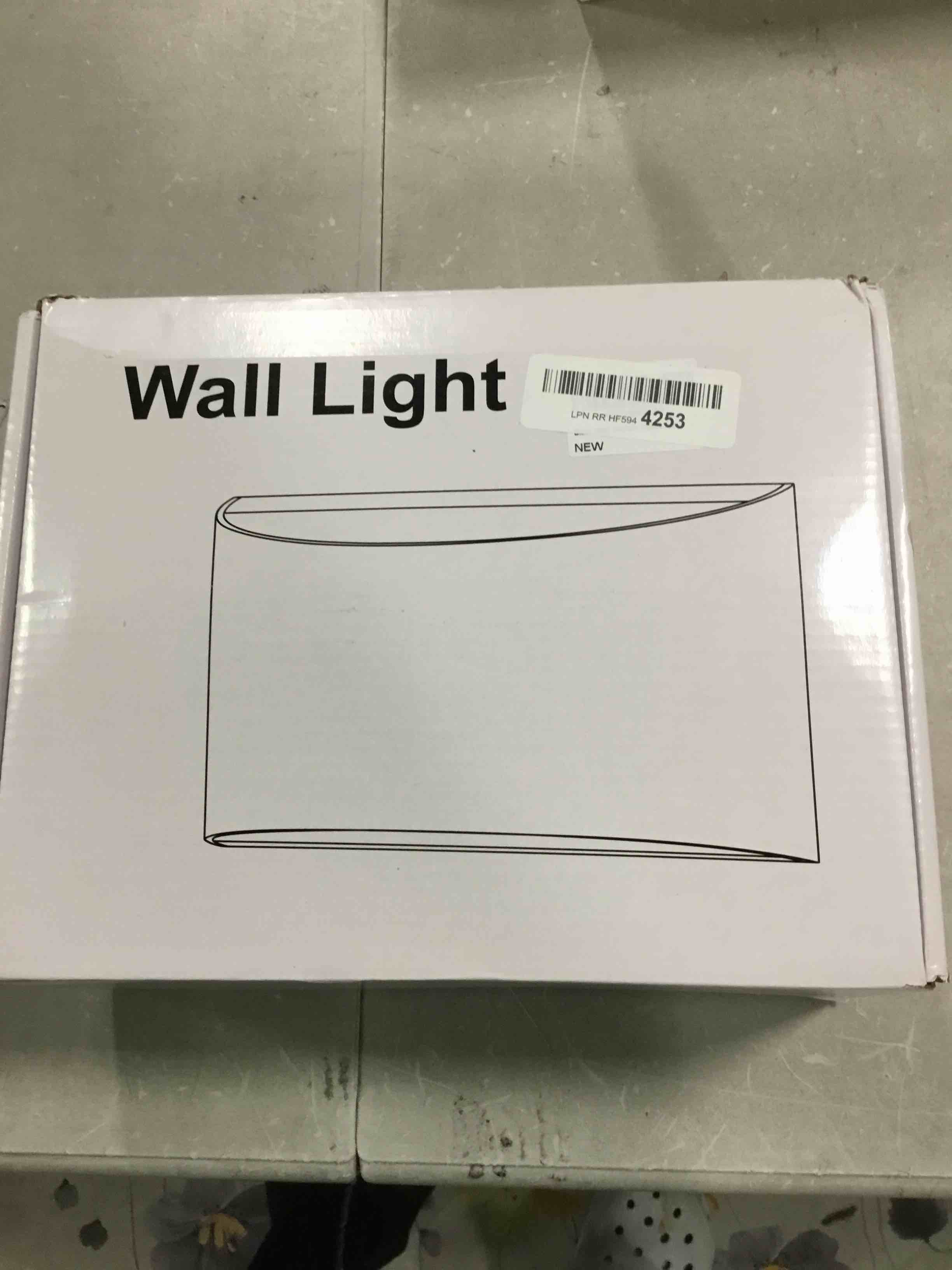 https://s3.amazonaws.com/lotting-images-prod/bidfta/ORG5702144_1715103867401.jpeg