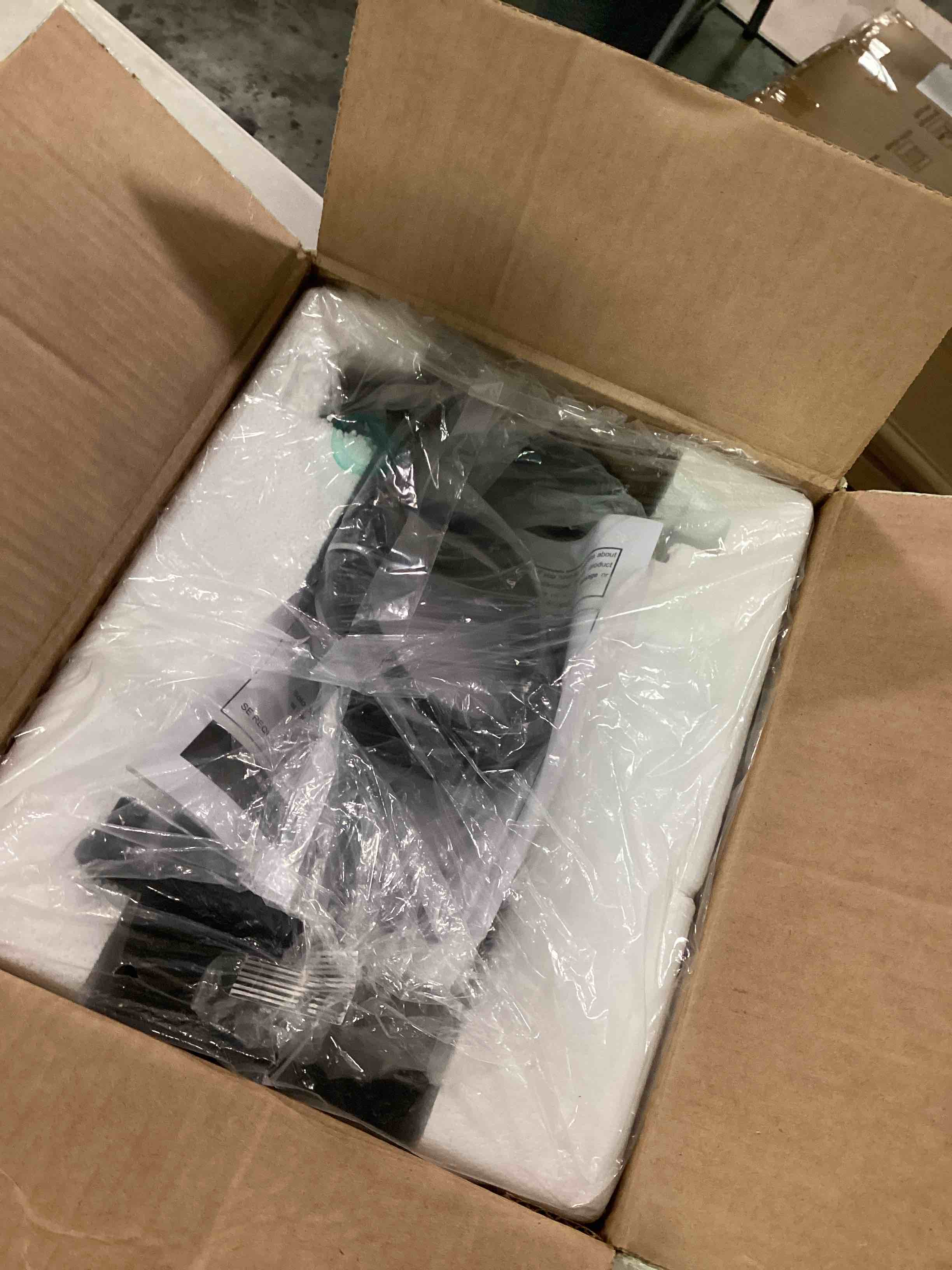 https://s3.amazonaws.com/lotting-images-prod/bidfta/ORG5702568_1715345309006.jpeg