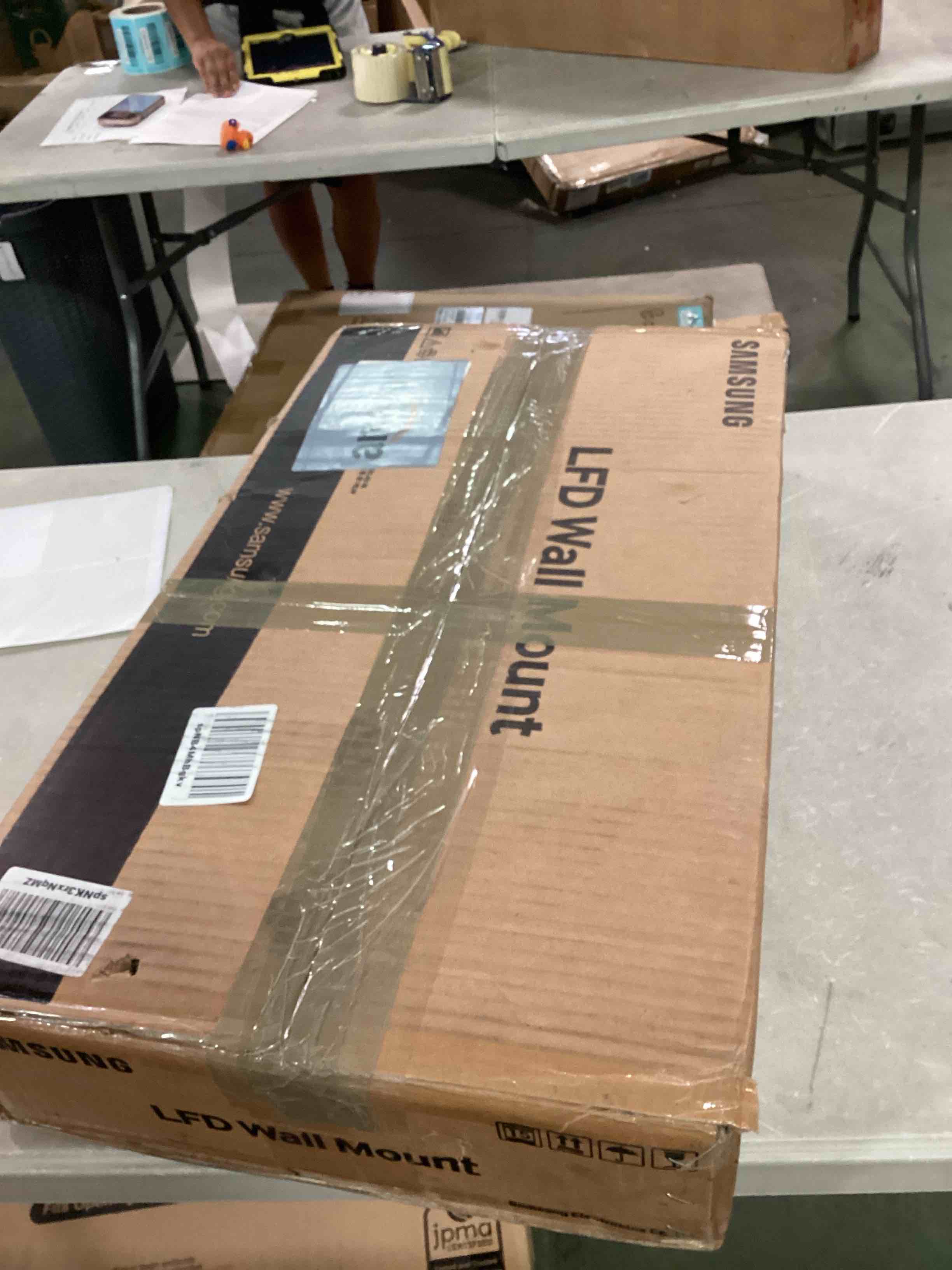 https://s3.amazonaws.com/lotting-images-prod/bidfta/ORG5702578_1715347273126.jpeg