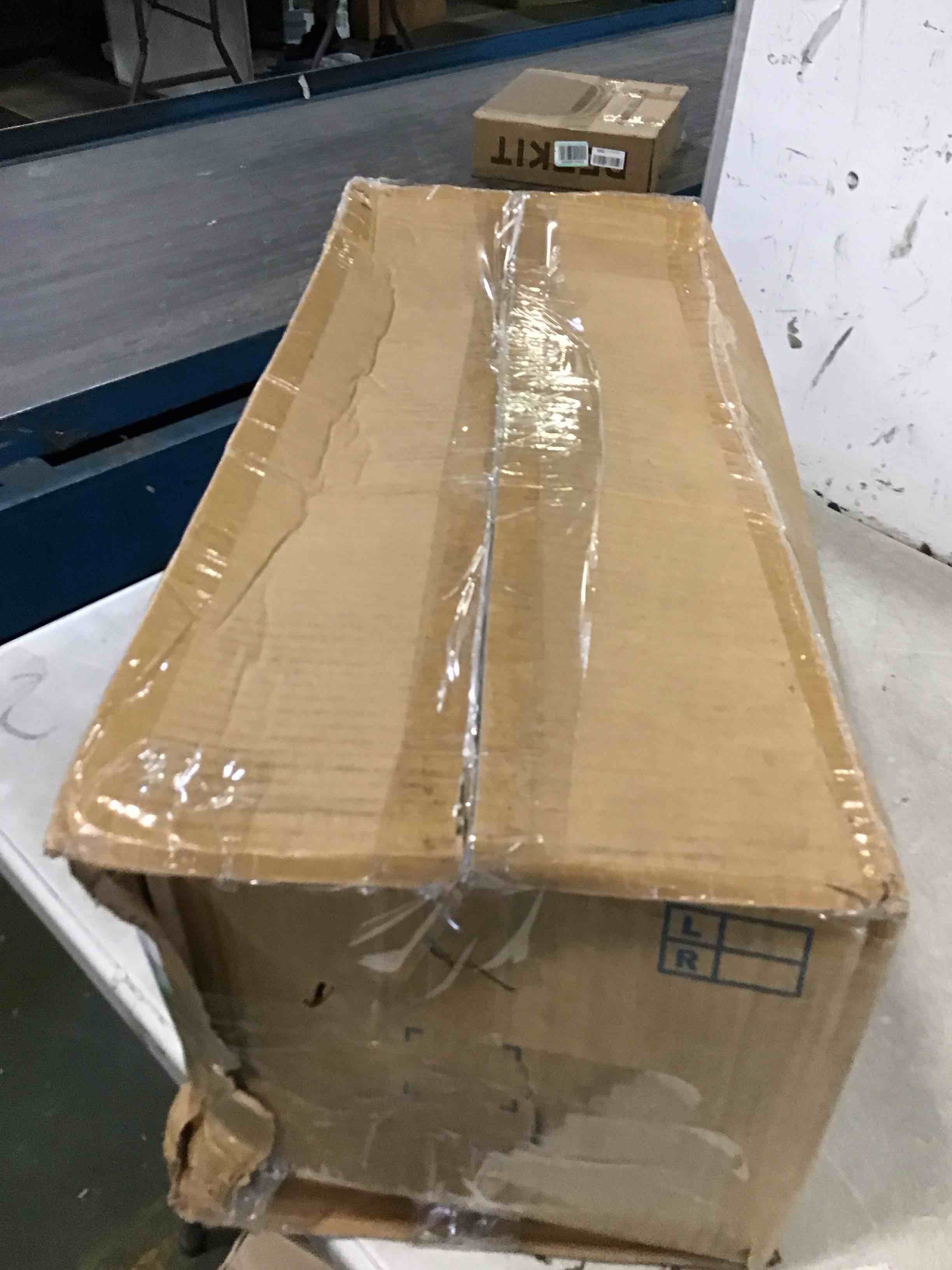https://s3.amazonaws.com/lotting-images-prod/bidfta/ORG5704321_1715189166293.jpeg