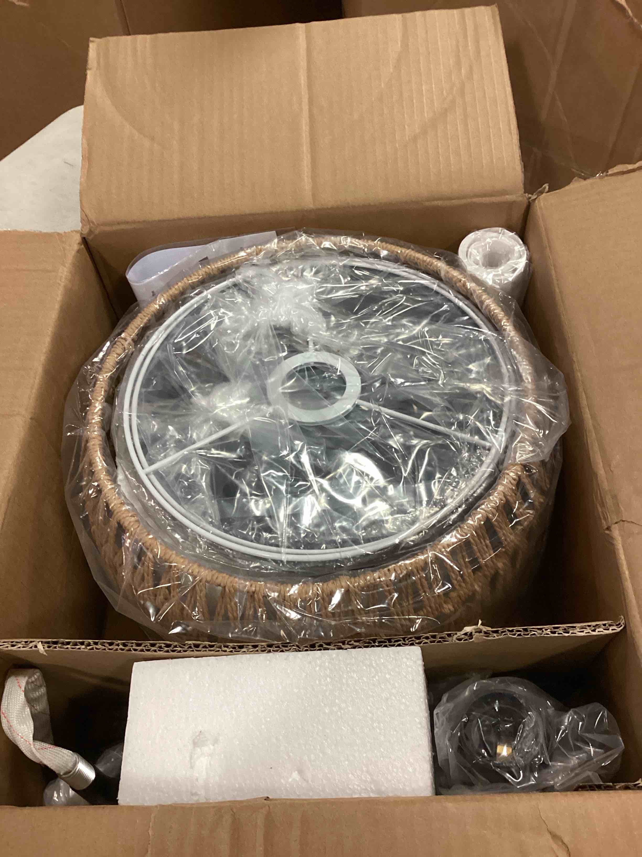 https://s3.amazonaws.com/lotting-images-prod/bidfta/ORG5705361_1715880709788.jpeg