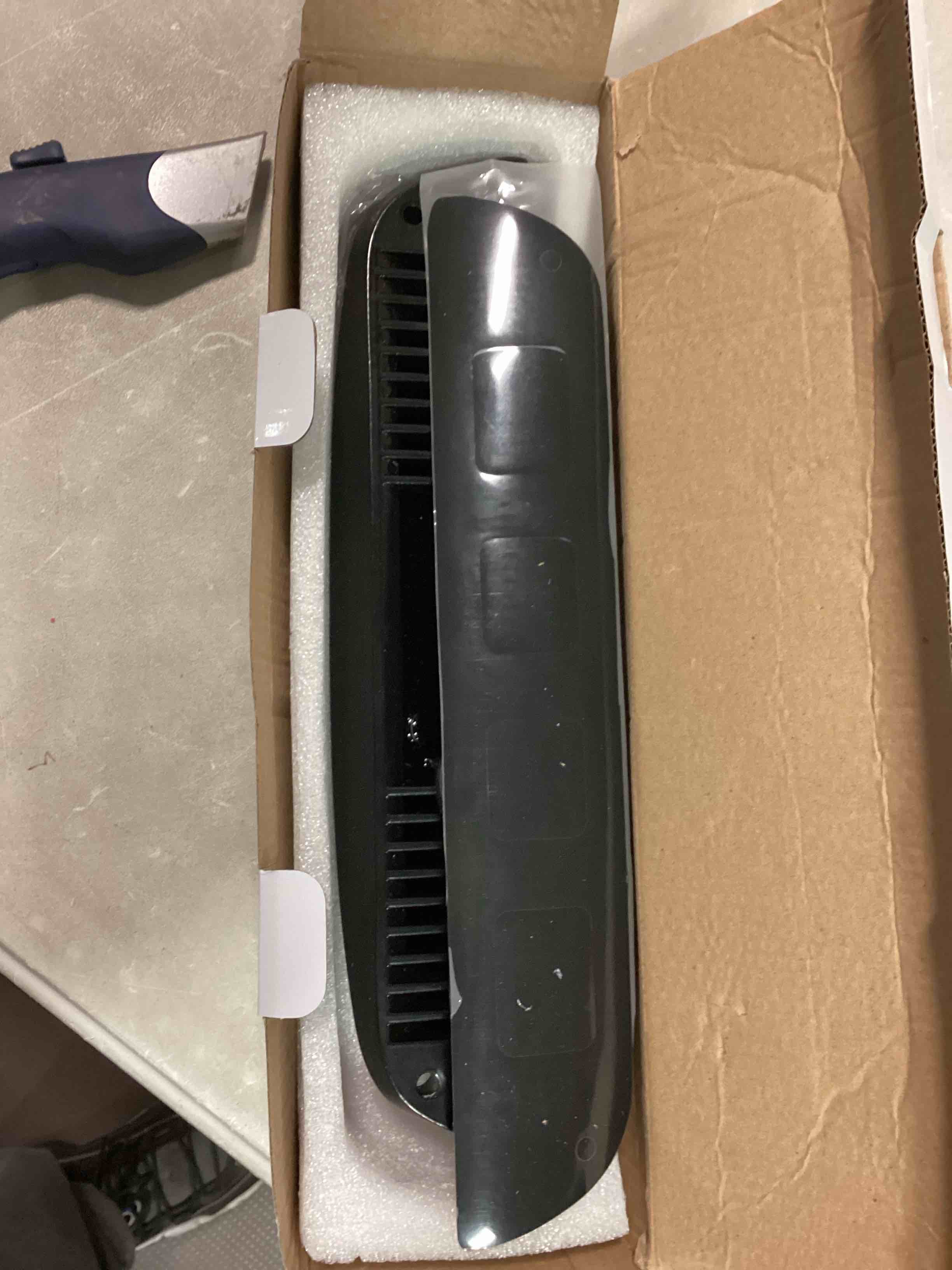 https://s3.amazonaws.com/lotting-images-prod/bidfta/ORG5705858_1716121199011.jpeg