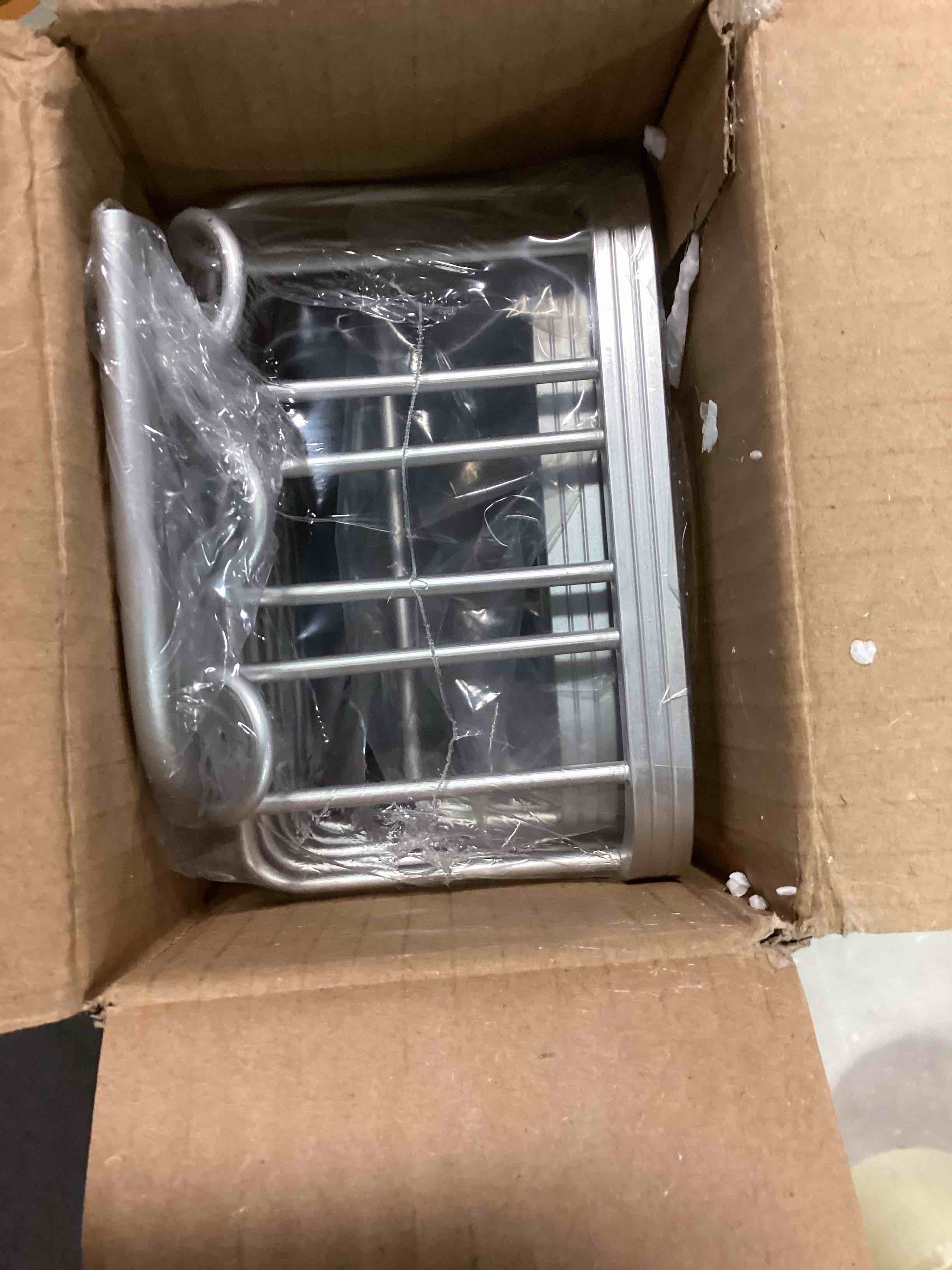https://s3.amazonaws.com/lotting-images-prod/bidfta/ORG5705969_1716132792094.jpeg